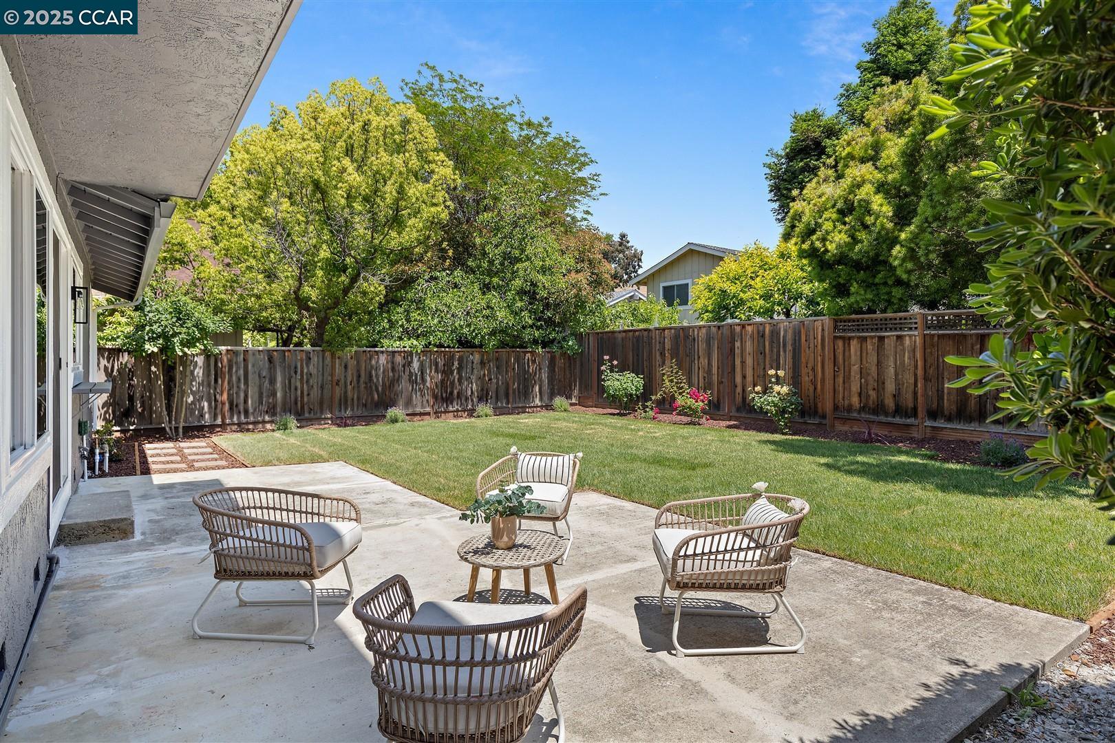 Detail Gallery Image 40 of 59 For 678 Whippoorwill Ct, Walnut Creek,  CA 94598 - 4 Beds | 2/1 Baths