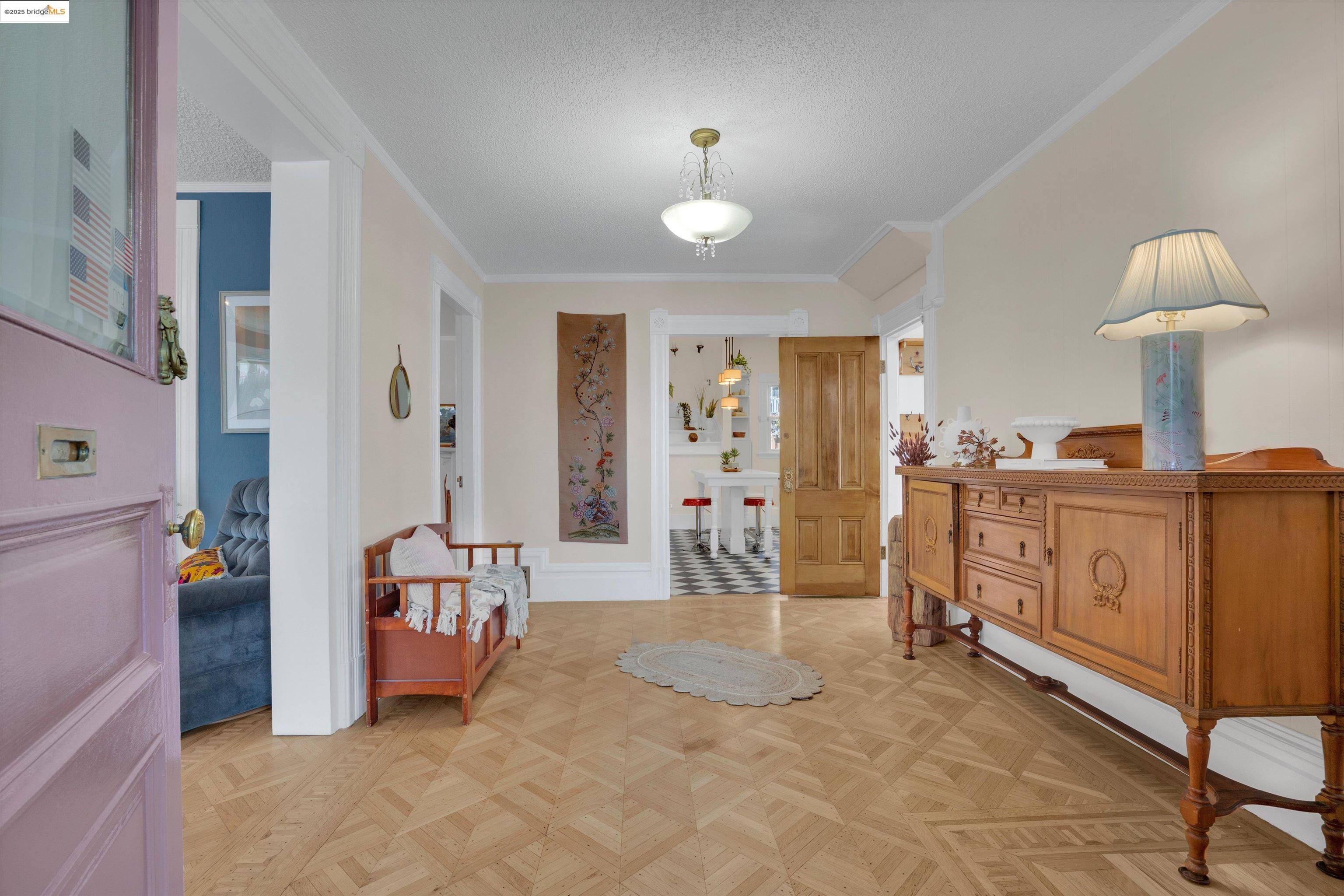 Detail Gallery Image 16 of 45 For 925 Chestnut St, Alameda,  CA 94501 - – Beds | – Baths