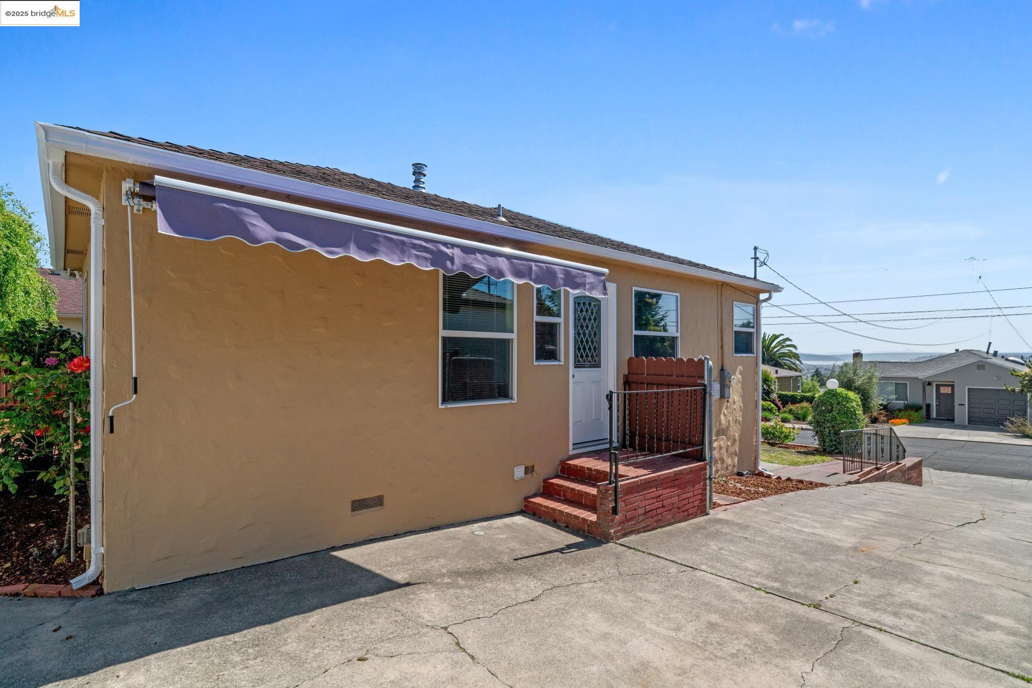 Detail Gallery Image 22 of 32 For 1835 Ralston Ave, Richmond,  CA 94805 - 2 Beds | 1 Baths