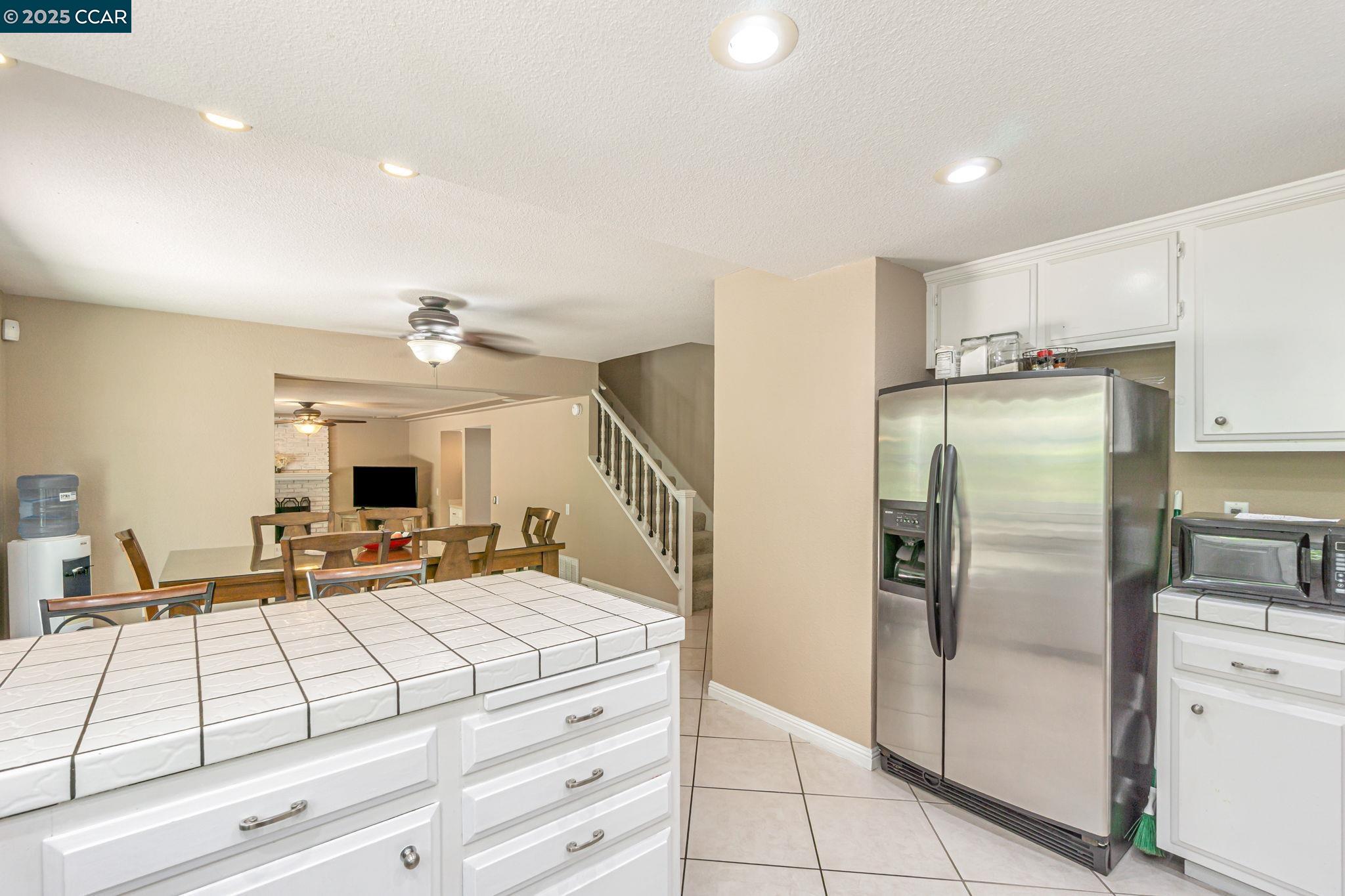 Detail Gallery Image 15 of 60 For 2390 Peachtree Cir, Antioch,  CA 94509-5872 - 3 Beds | 2/1 Baths