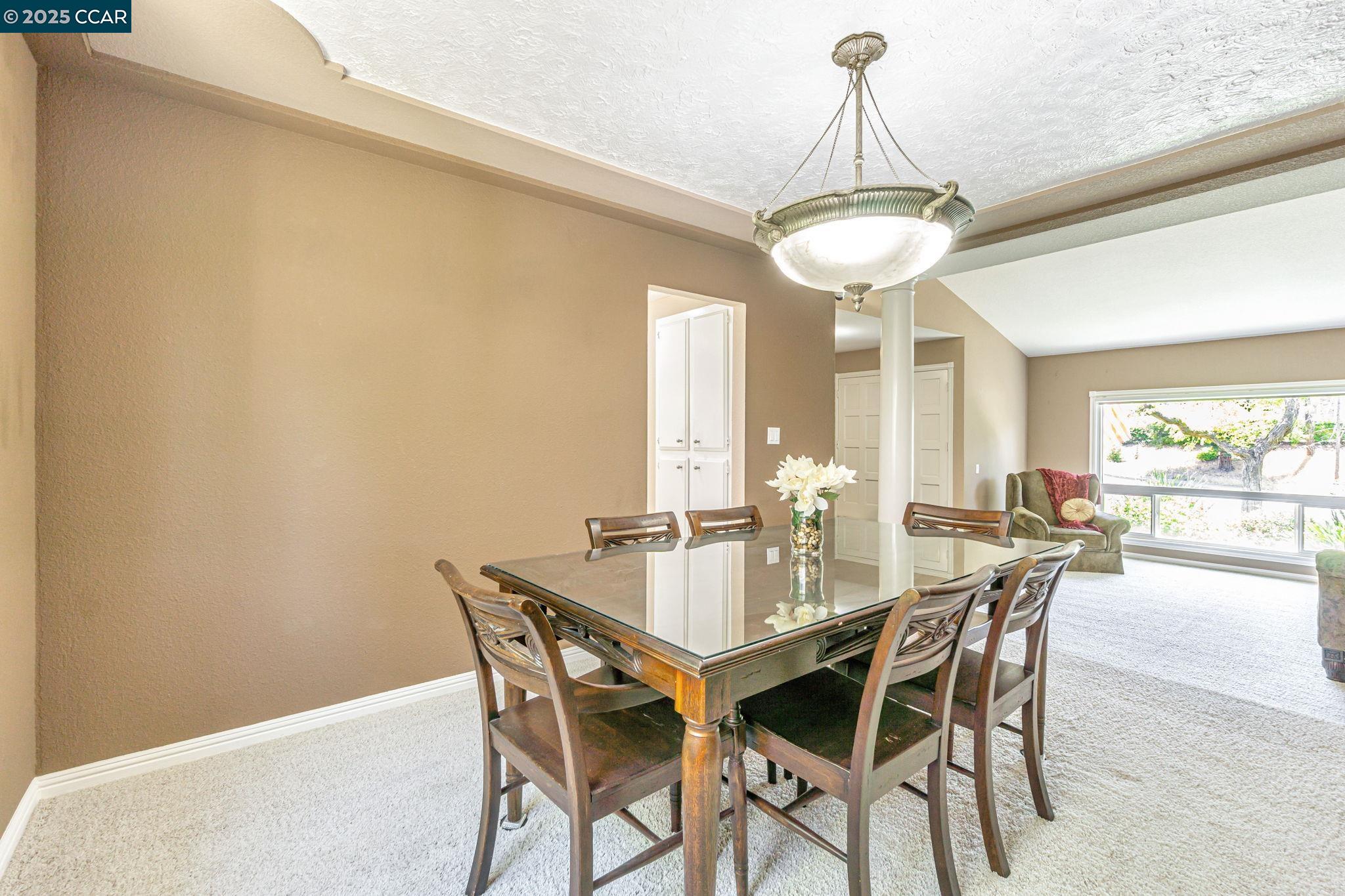 Detail Gallery Image 17 of 60 For 2390 Peachtree Cir, Antioch,  CA 94509-5872 - 3 Beds | 2/1 Baths