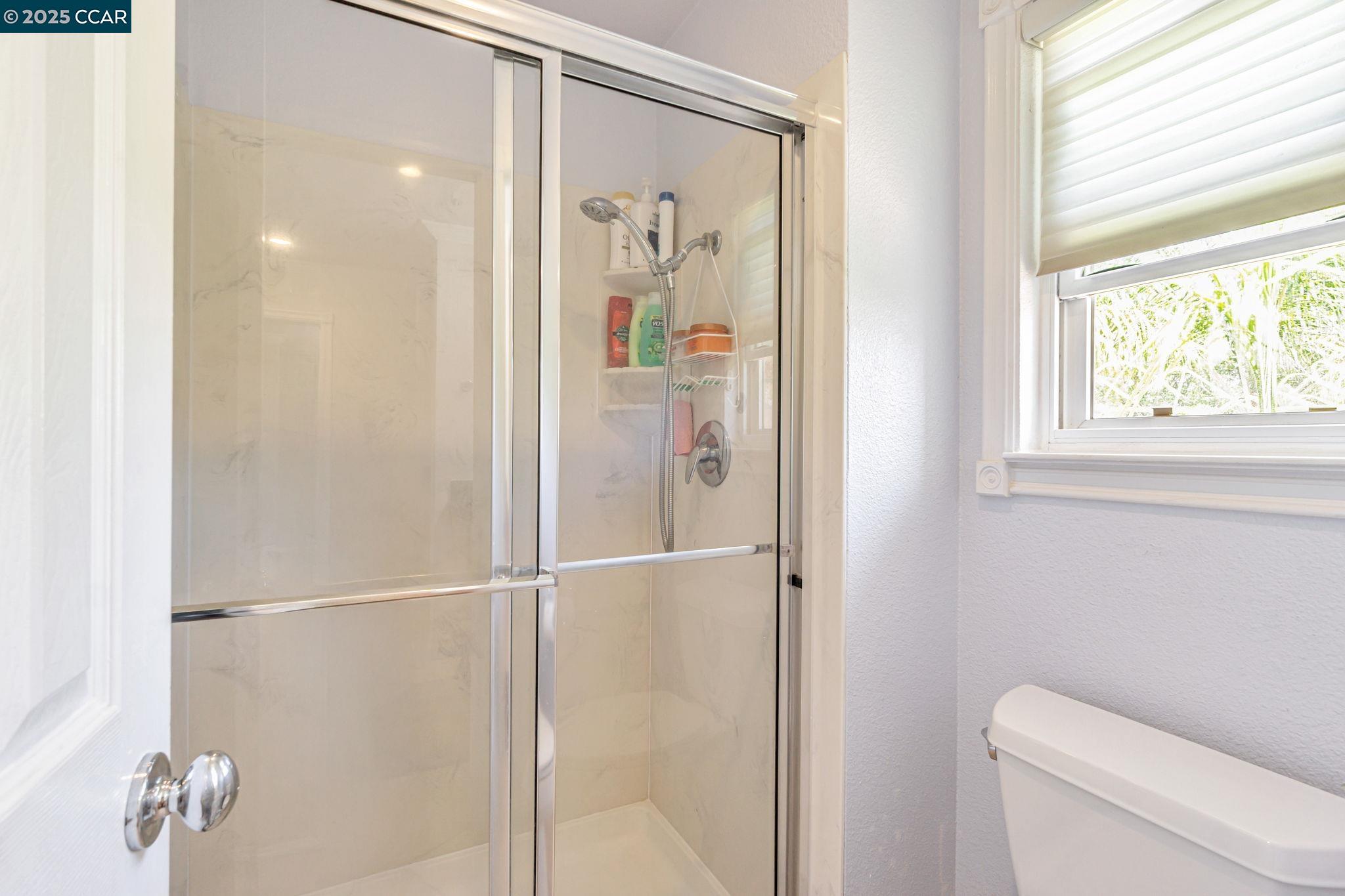 Detail Gallery Image 48 of 60 For 2390 Peachtree Cir, Antioch,  CA 94509-5872 - 3 Beds | 2/1 Baths