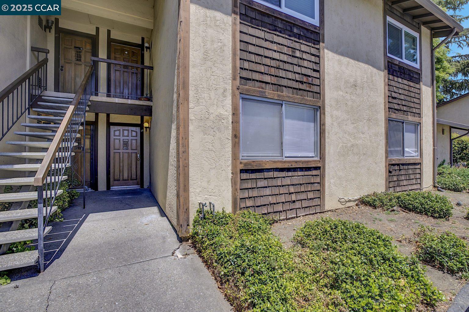 Detail Gallery Image 1 of 37 For 1440 Reganti Pl #17,  Concord,  CA 94518 - 2 Beds | 1 Baths