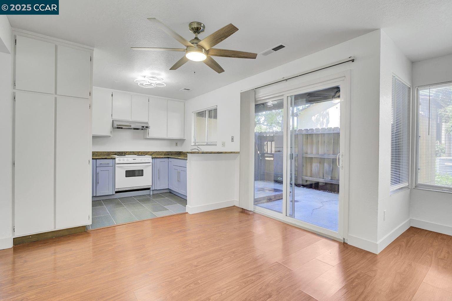 Detail Gallery Image 11 of 37 For 1440 Reganti Pl #17,  Concord,  CA 94518 - 2 Beds | 1 Baths