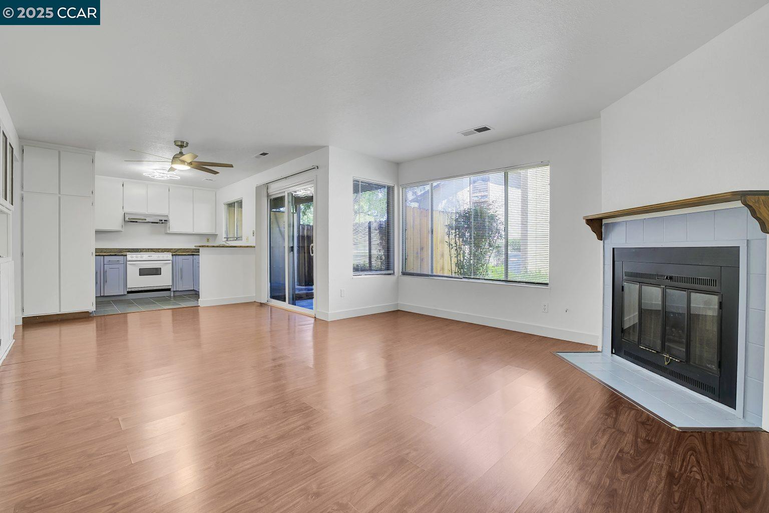Detail Gallery Image 9 of 37 For 1440 Reganti Pl #17,  Concord,  CA 94518 - 2 Beds | 1 Baths