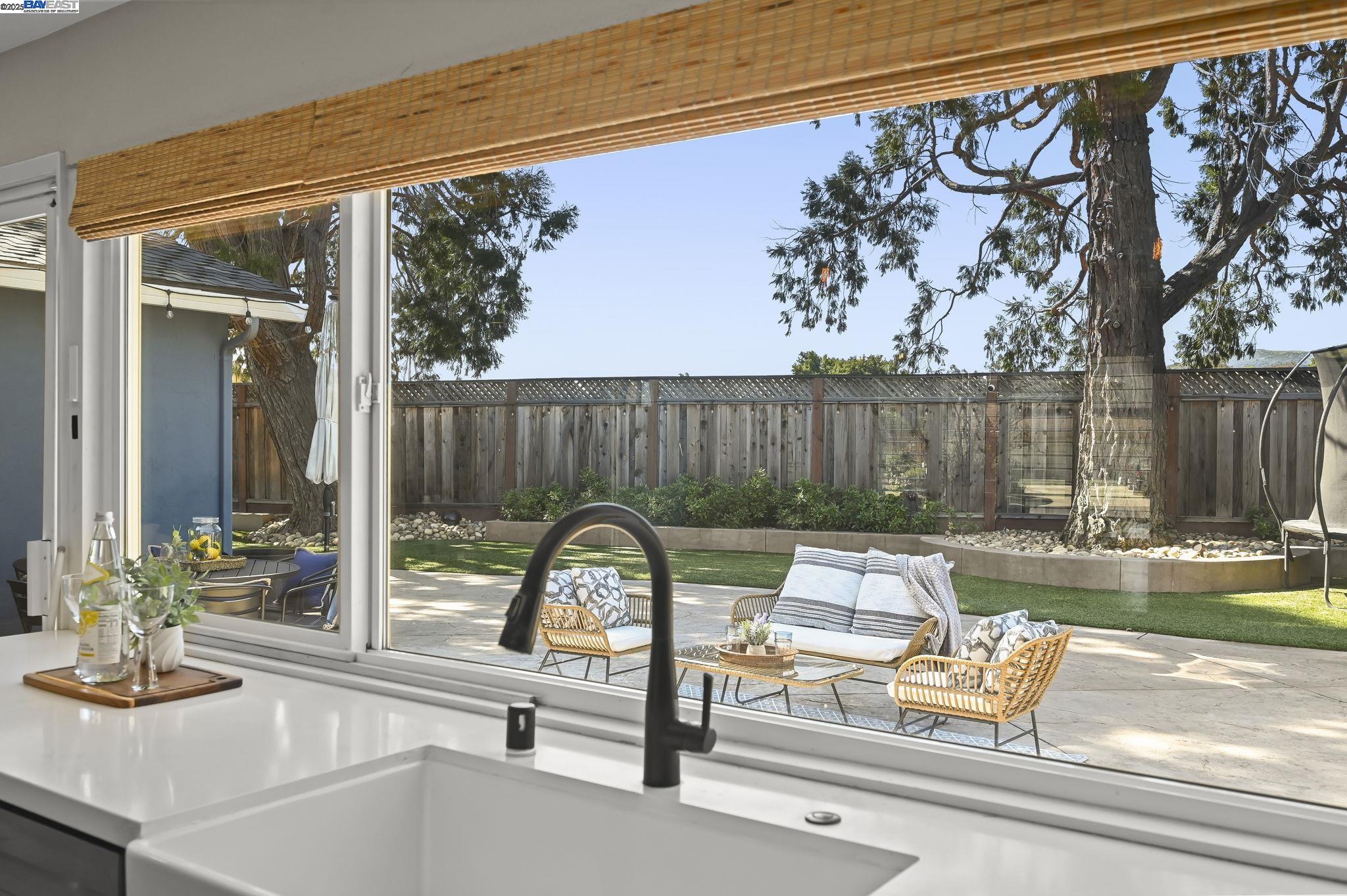 Detail Gallery Image 13 of 51 For 76 Dubost Ct, Danville,  CA 94526 - 4 Beds | 2 Baths