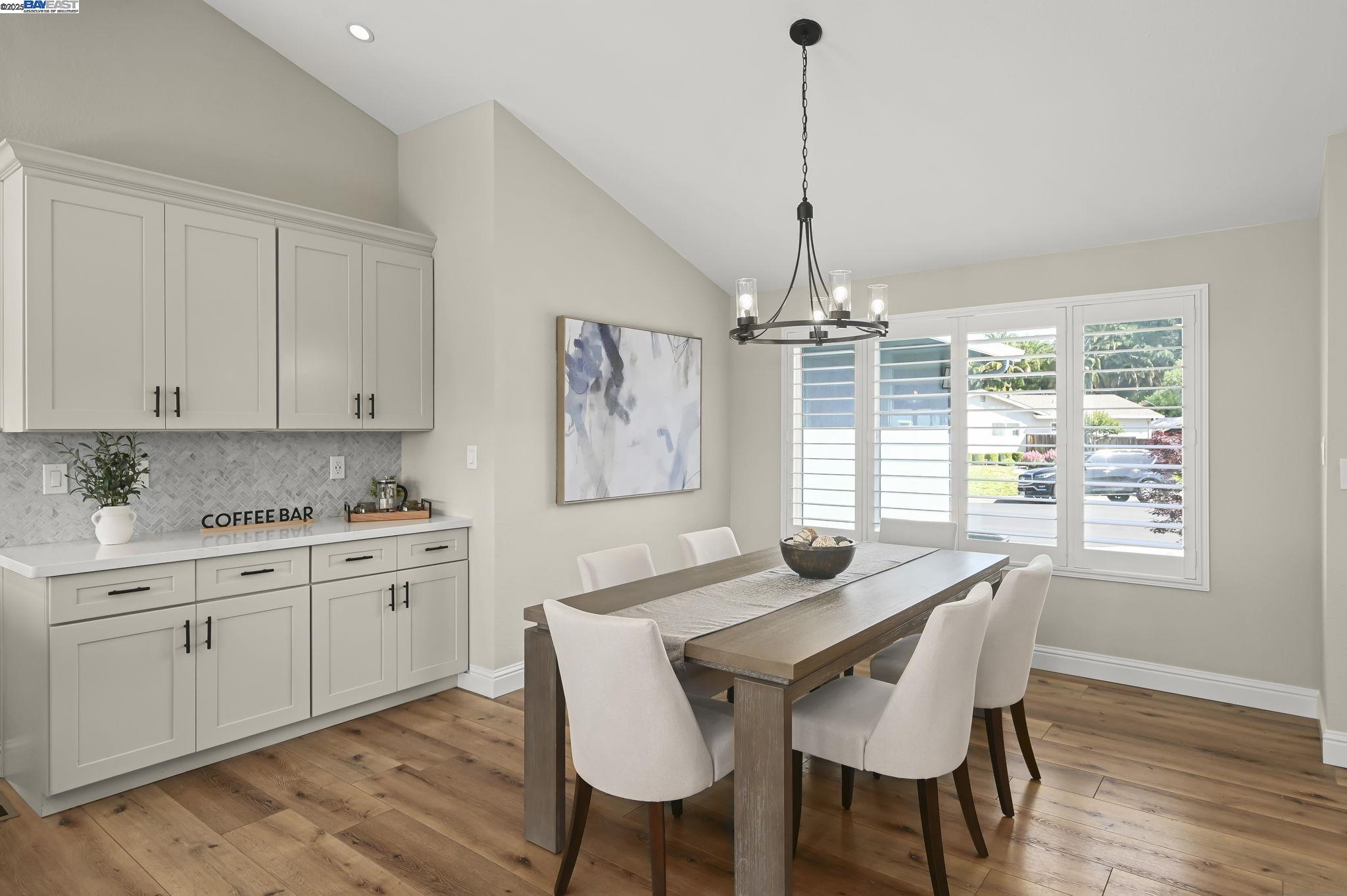 Detail Gallery Image 9 of 51 For 76 Dubost Ct, Danville,  CA 94526 - 4 Beds | 2 Baths