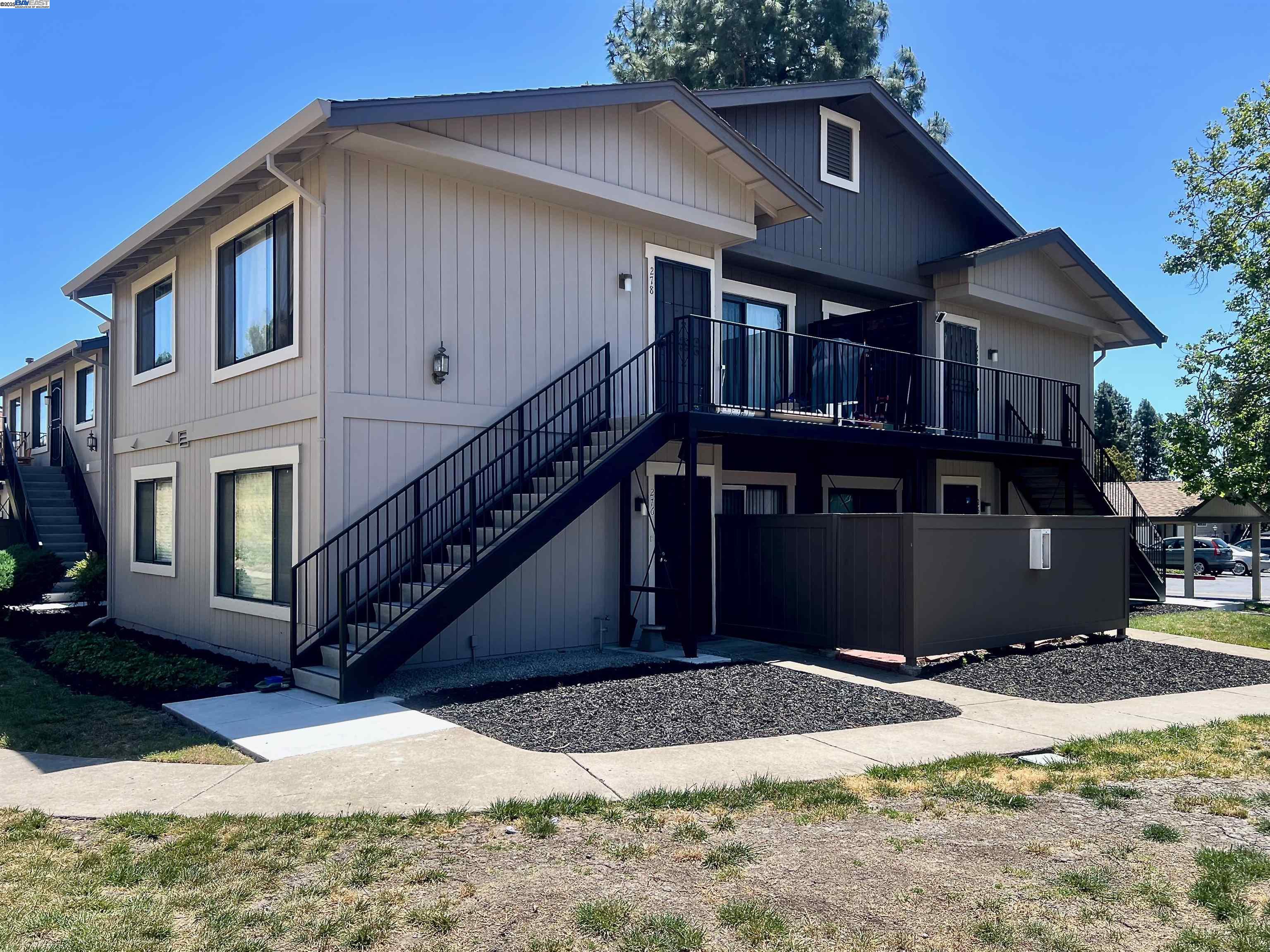 Detail Gallery Image 1 of 34 For 276 Galano Plz, Union City,  CA 94587 - 2 Beds | 2 Baths
