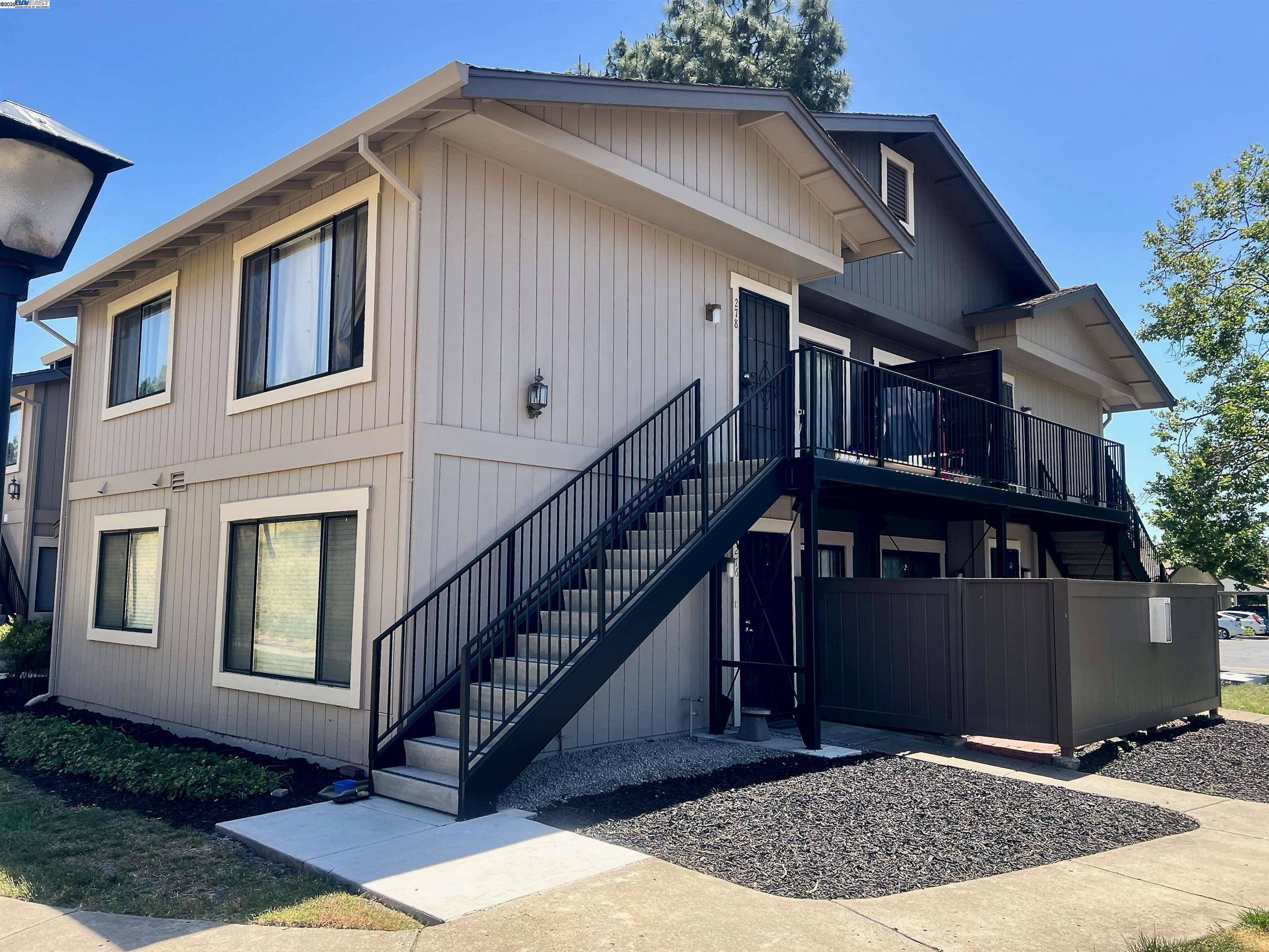 Detail Gallery Image 17 of 34 For 276 Galano Plz, Union City,  CA 94587 - 2 Beds | 2 Baths