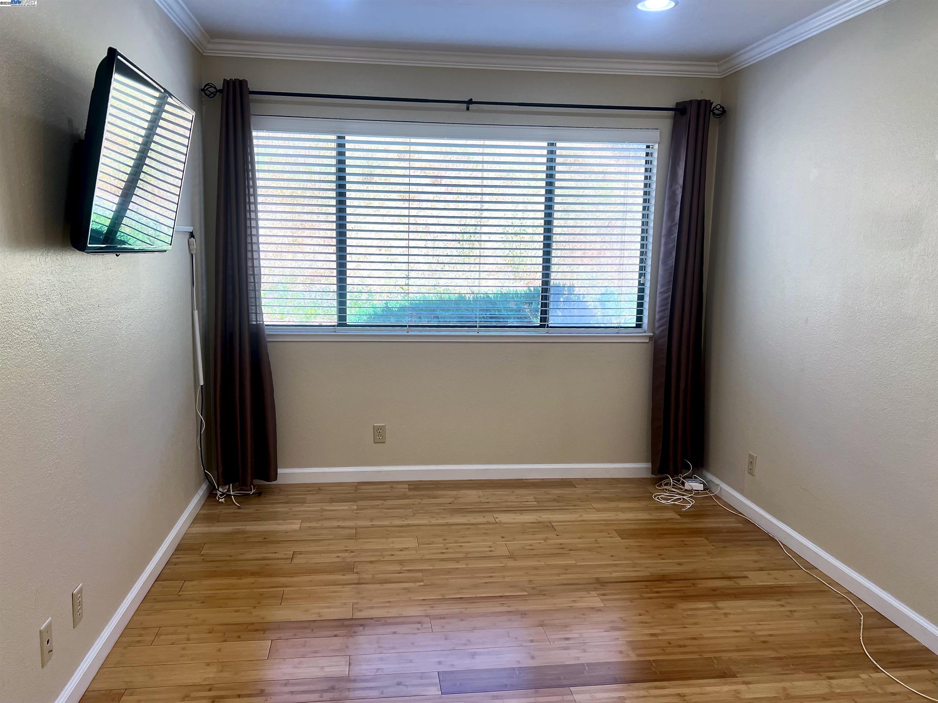 Detail Gallery Image 3 of 34 For 276 Galano Plz, Union City,  CA 94587 - 2 Beds | 2 Baths