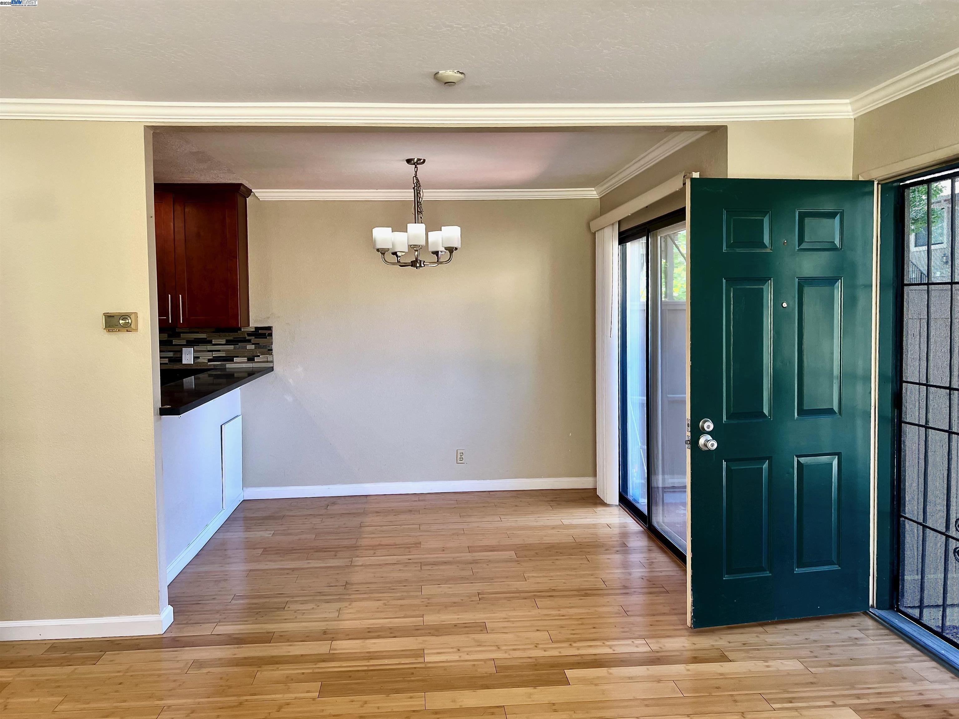 Detail Gallery Image 9 of 34 For 276 Galano Plz, Union City,  CA 94587 - 2 Beds | 2 Baths