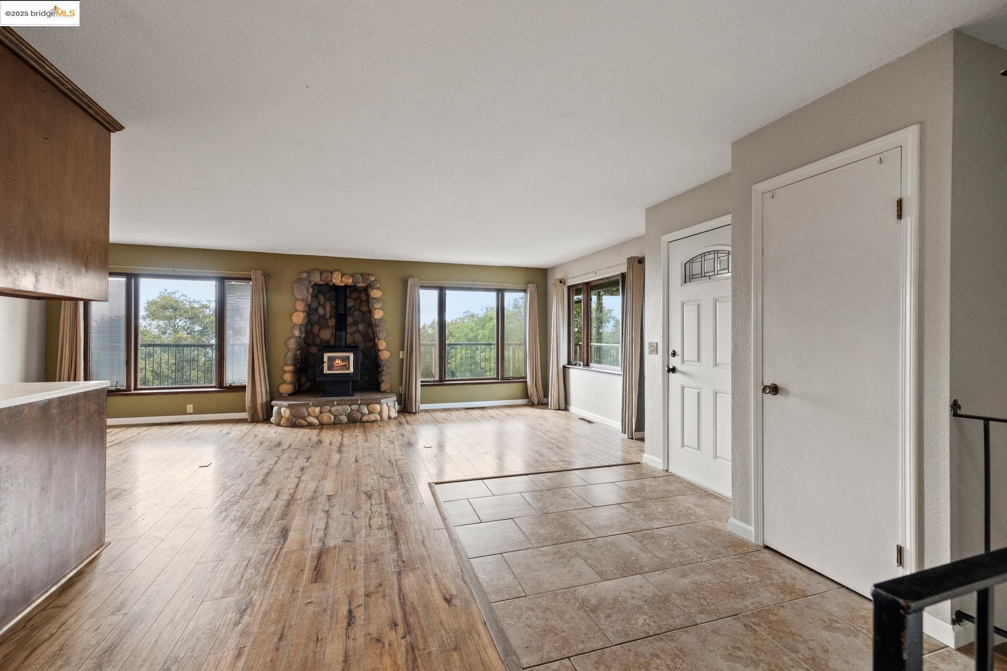 Detail Gallery Image 16 of 35 For 17215 Mt. Everest Court, Sonora,  CA 95370 - 3 Beds | 2 Baths