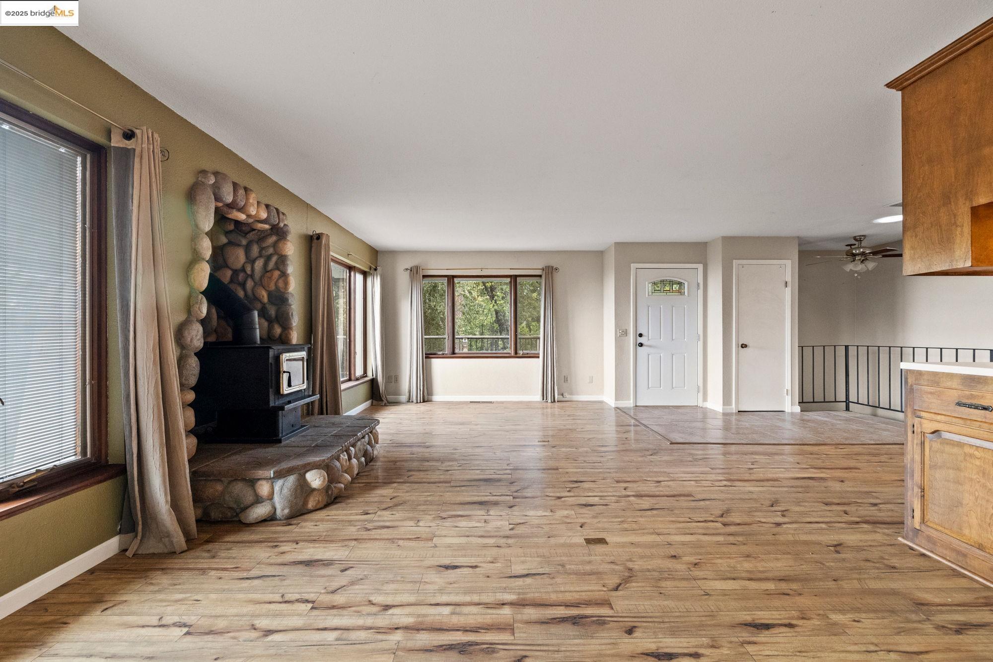 Detail Gallery Image 17 of 35 For 17215 Mt. Everest Court, Sonora,  CA 95370 - 3 Beds | 2 Baths