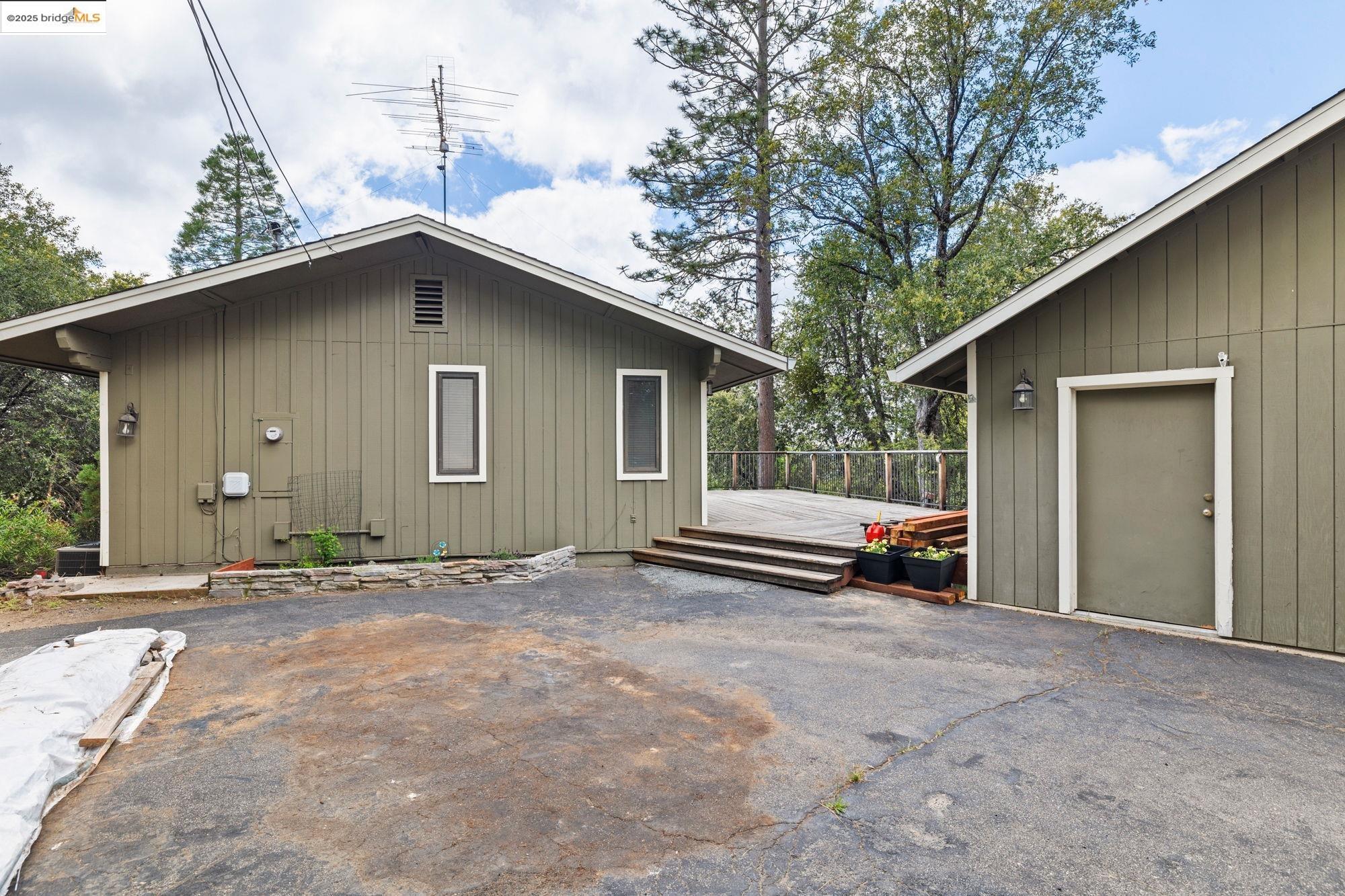 Detail Gallery Image 4 of 35 For 17215 Mt. Everest Court, Sonora,  CA 95370 - 3 Beds | 2 Baths
