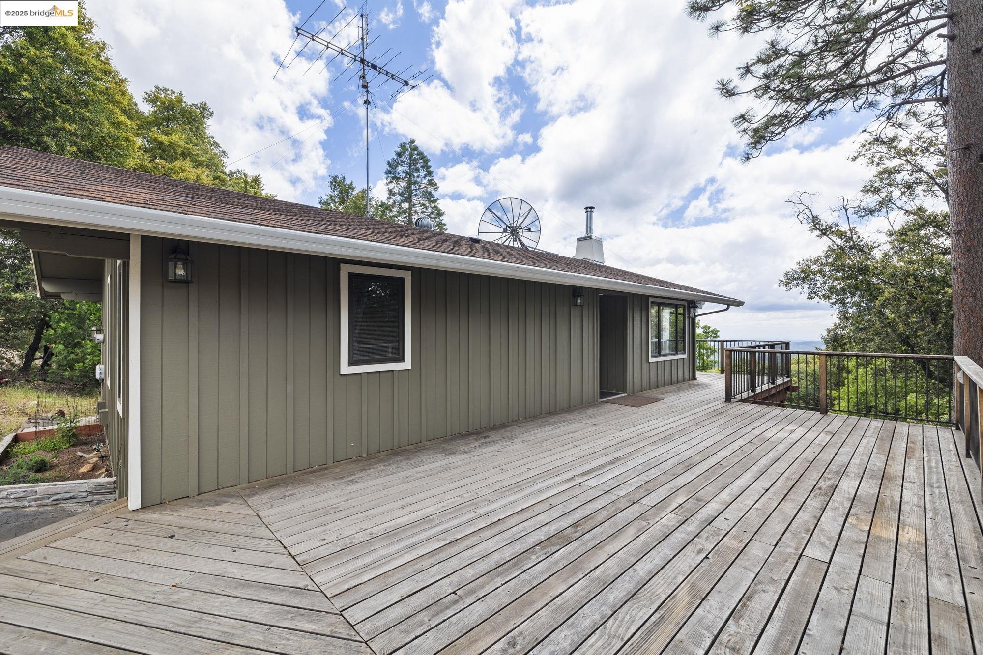 Detail Gallery Image 5 of 35 For 17215 Mt. Everest Court, Sonora,  CA 95370 - 3 Beds | 2 Baths