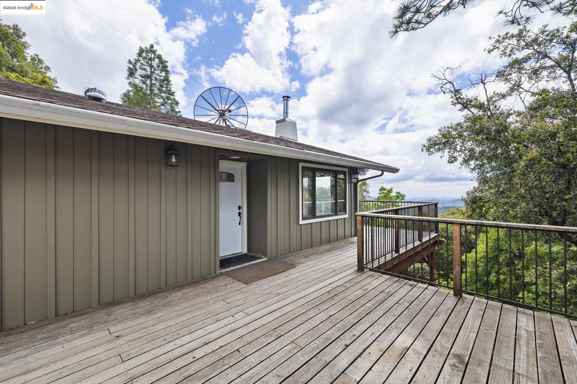 Detail Gallery Image 8 of 35 For 17215 Mt. Everest Court, Sonora,  CA 95370 - 3 Beds | 2 Baths