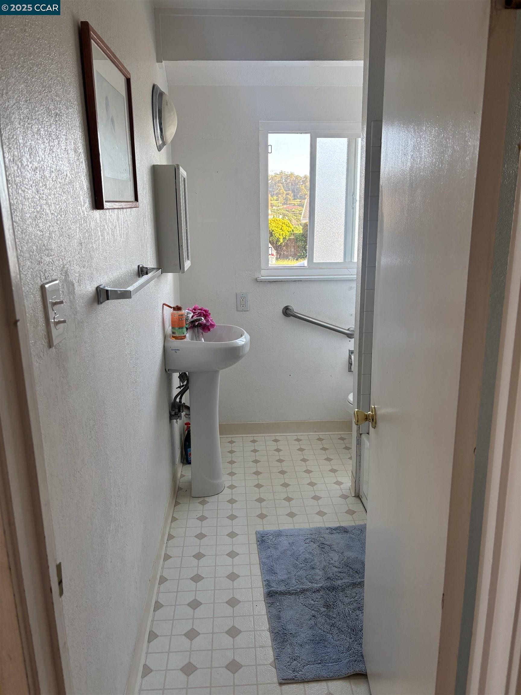 Detail Gallery Image 9 of 28 For 3259 Annapolis Avenue, San Pablo,  CA 94806 - 3 Beds | 2 Baths