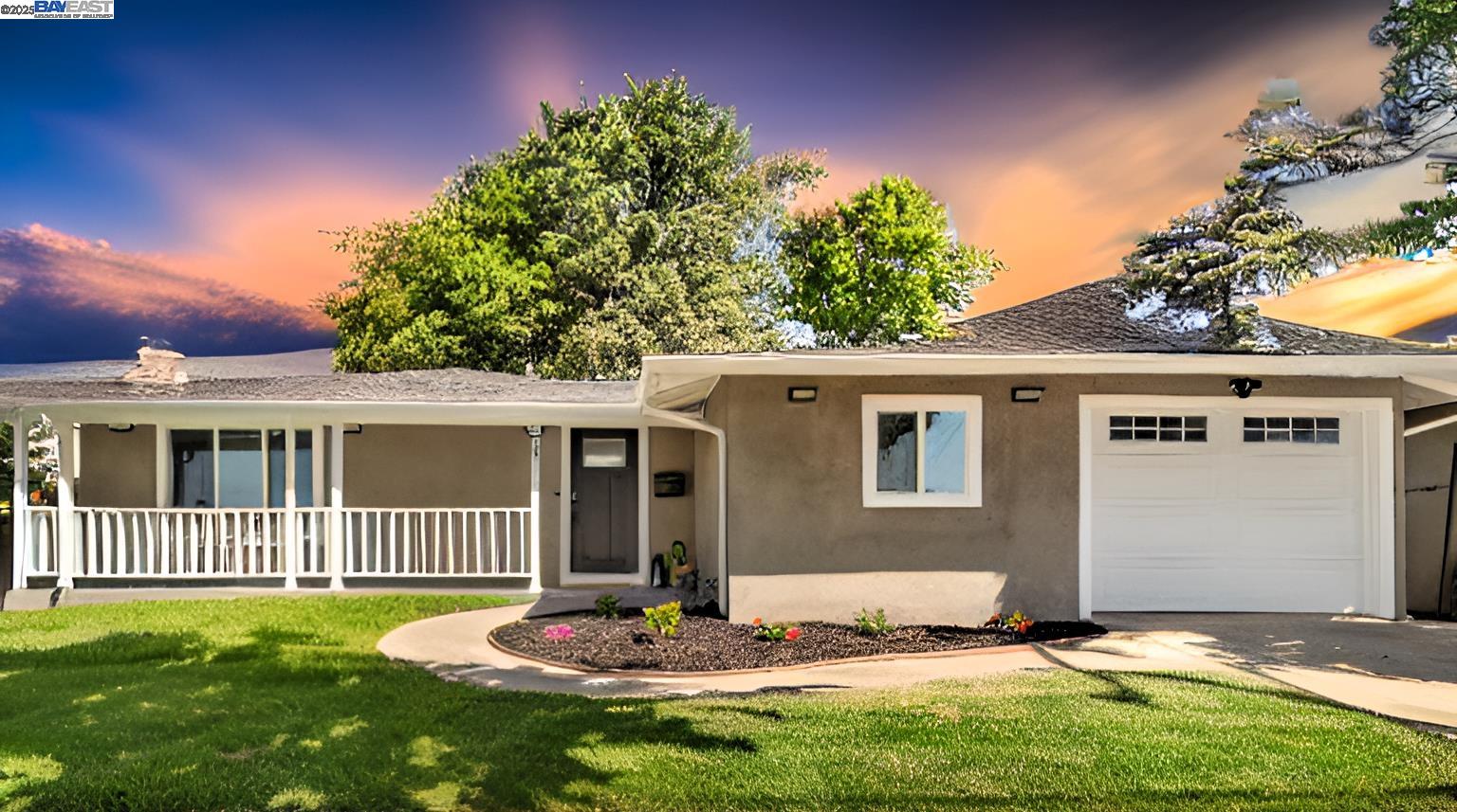 Detail Gallery Image 1 of 26 For 2647 Hawthorne Ave, Hayward,  CA 94545 - 3 Beds | 2 Baths
