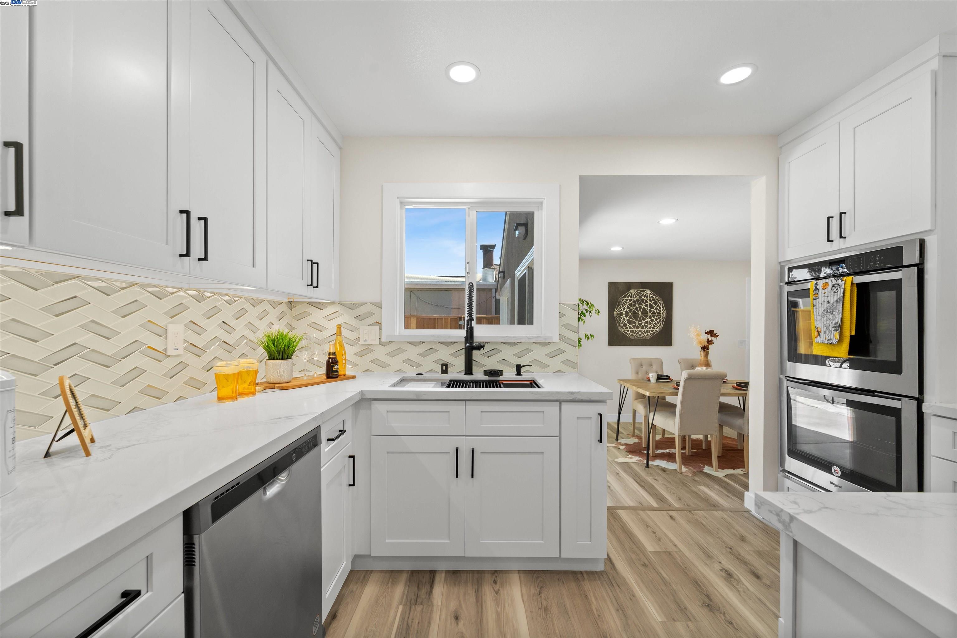Detail Gallery Image 6 of 26 For 2647 Hawthorne Ave, Hayward,  CA 94545 - 3 Beds | 2 Baths