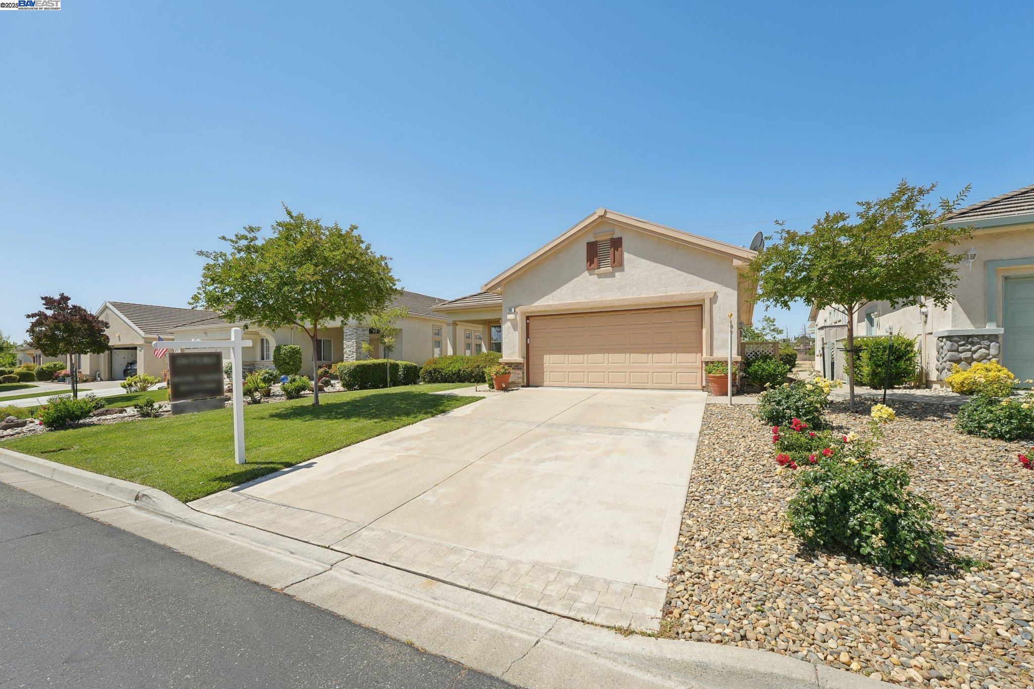 Detail Gallery Image 5 of 60 For 491 Central Park Pl, Brentwood,  CA 94513 - 2 Beds | 2 Baths
