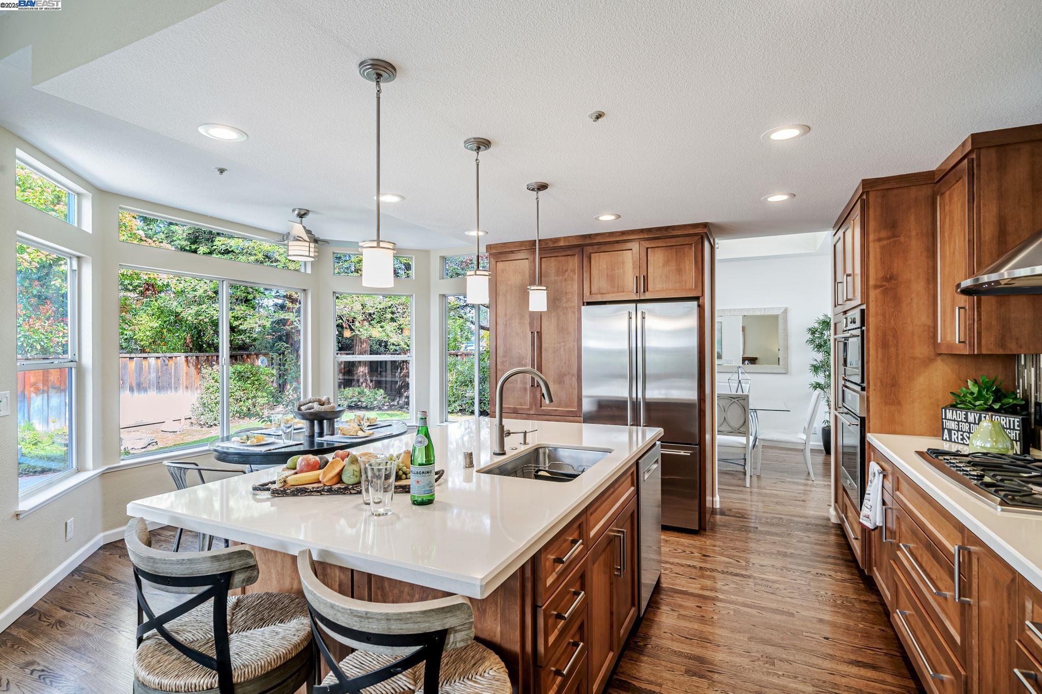 Detail Gallery Image 6 of 24 For 618 Loyola Way, Livermore,  CA 94550 - 4 Beds | 3 Baths