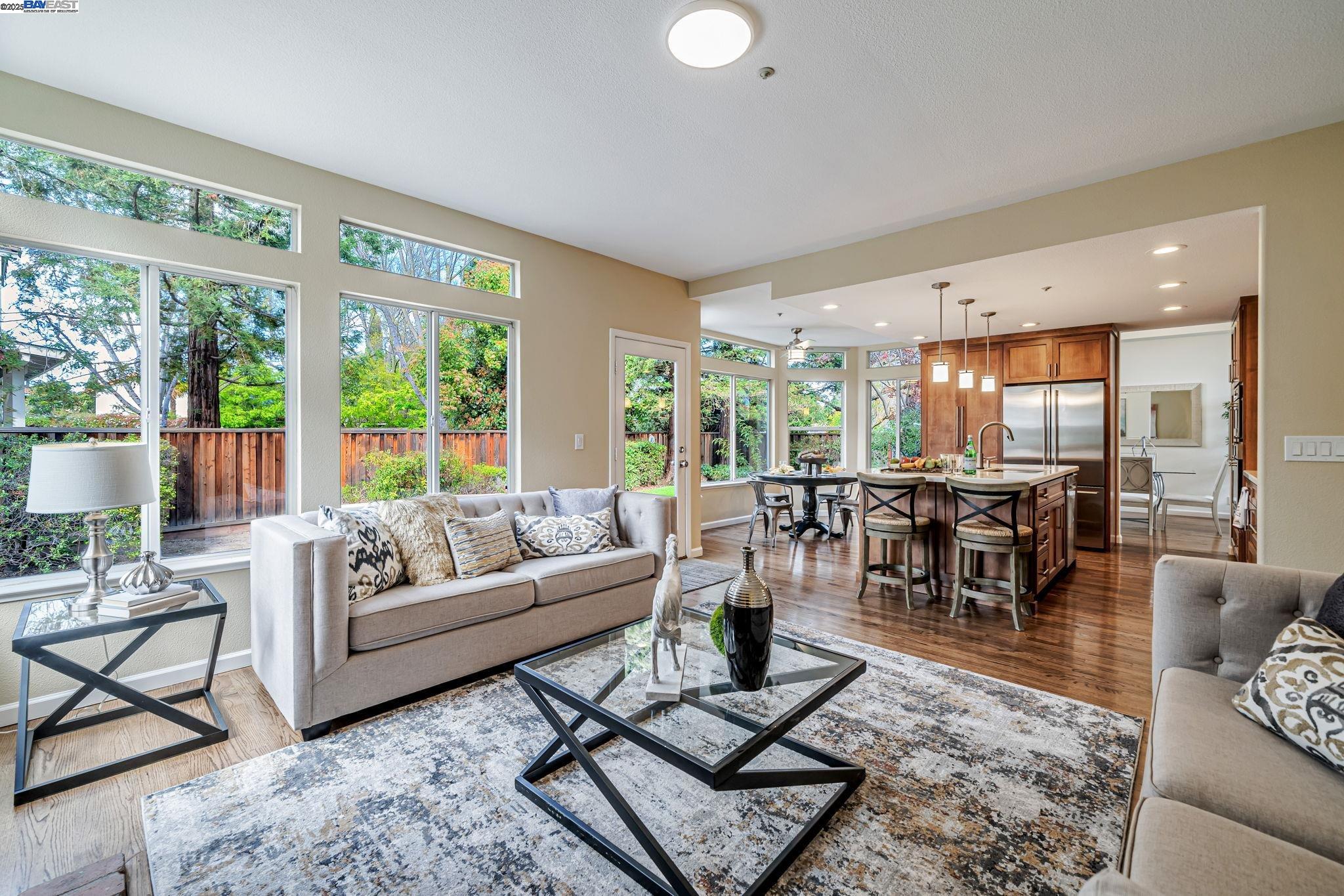 Detail Gallery Image 8 of 24 For 618 Loyola Way, Livermore,  CA 94550 - 4 Beds | 3 Baths