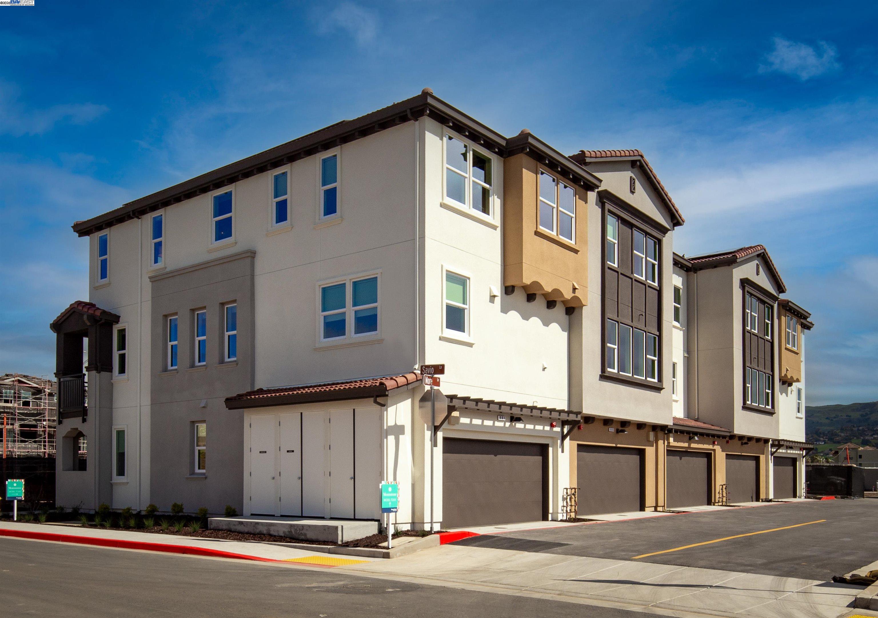 Detail Gallery Image 2 of 17 For 969 Blaise Lane #905,  Morgan Hill,  CA 95037 - 4 Beds | 3/1 Baths