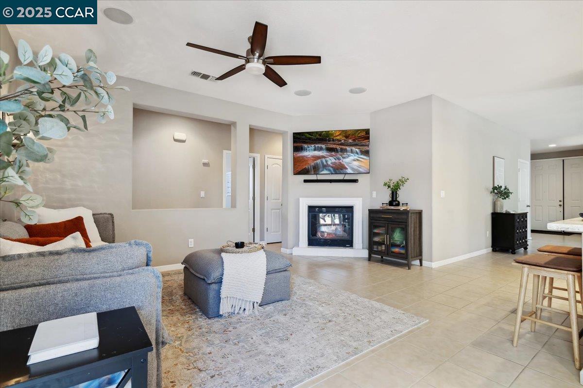 Detail Gallery Image 17 of 47 For 2569 Tampico Dr, Bay Point,  CA 94565 - 4 Beds | 2 Baths