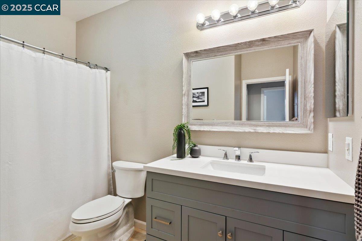 Detail Gallery Image 33 of 47 For 2569 Tampico Dr, Bay Point,  CA 94565 - 4 Beds | 2 Baths
