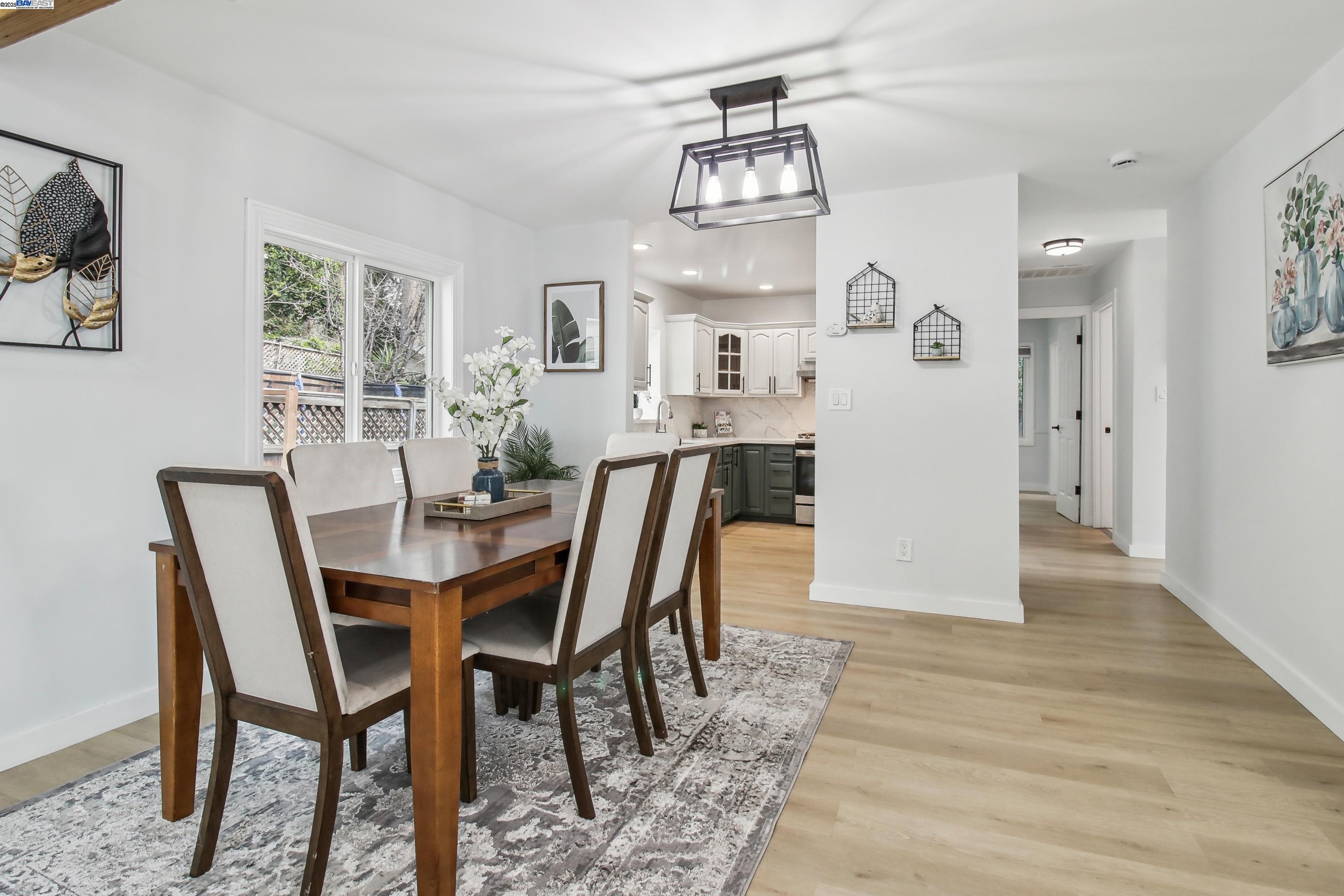 Detail Gallery Image 11 of 38 For 3034 Partridge Ave, Oakland,  CA 94605 - 3 Beds | 2 Baths