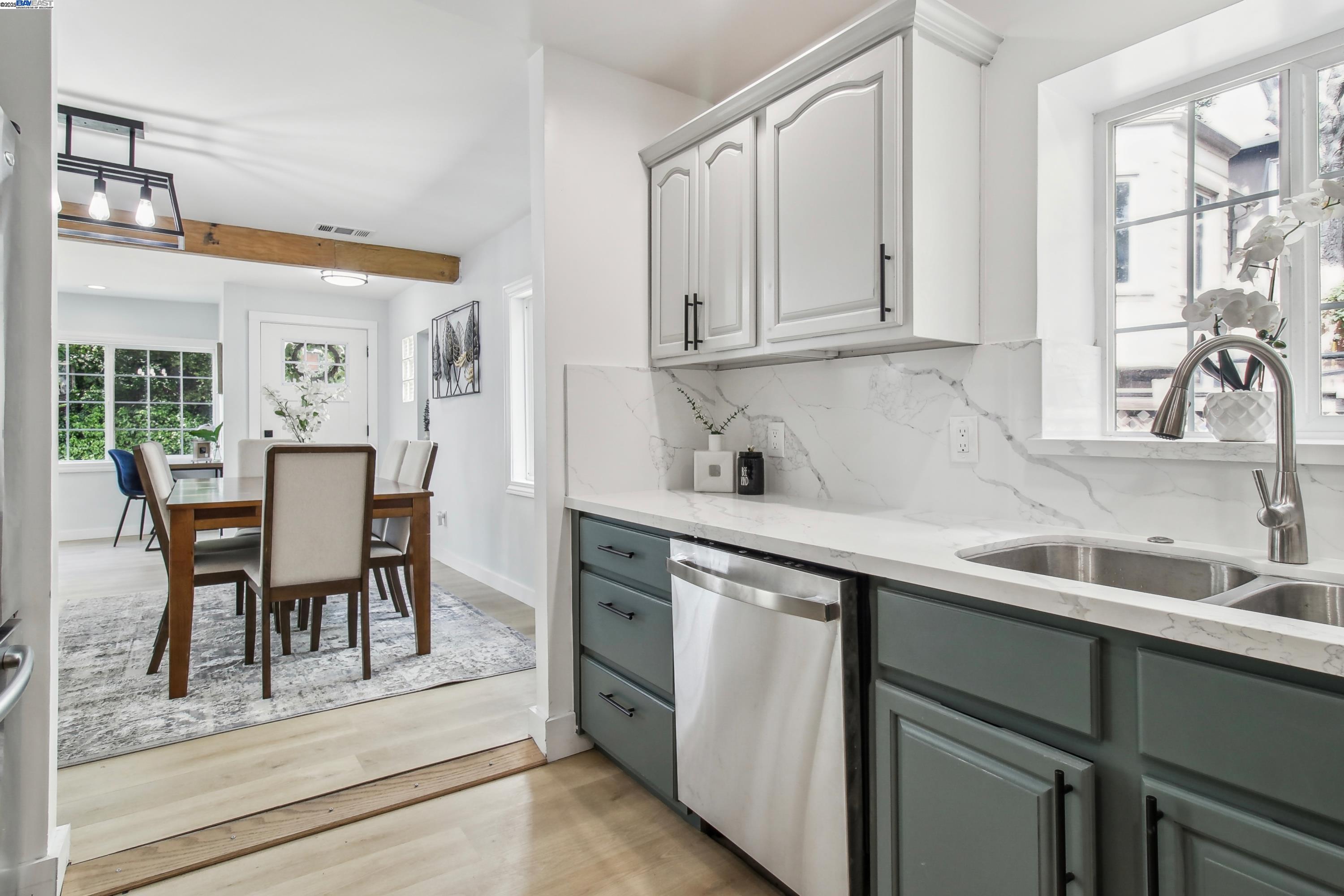 Detail Gallery Image 13 of 38 For 3034 Partridge Ave, Oakland,  CA 94605 - 3 Beds | 2 Baths