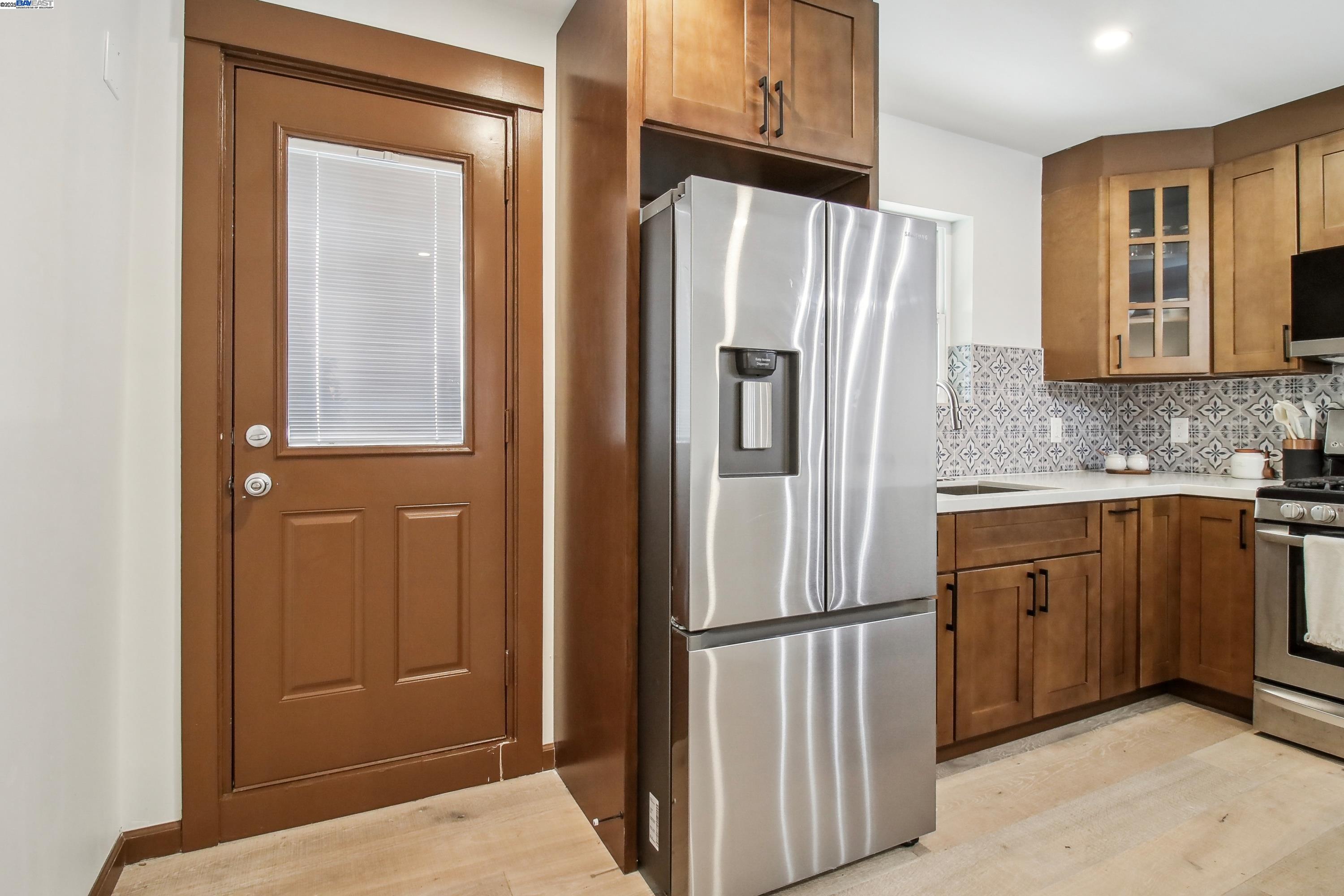 Detail Gallery Image 14 of 38 For 3034 Partridge Ave, Oakland,  CA 94605 - 3 Beds | 2 Baths