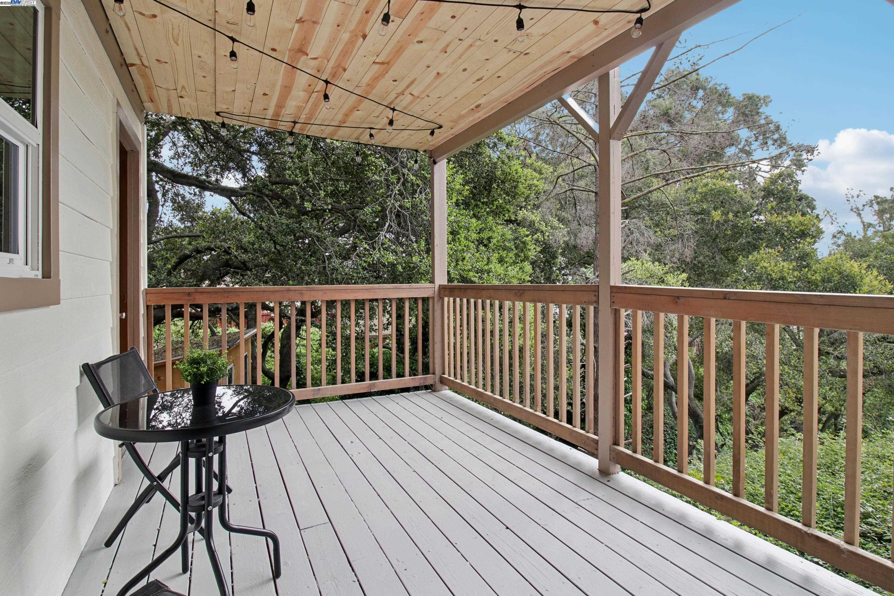 Detail Gallery Image 30 of 38 For 3034 Partridge Ave, Oakland,  CA 94605 - 3 Beds | 2 Baths