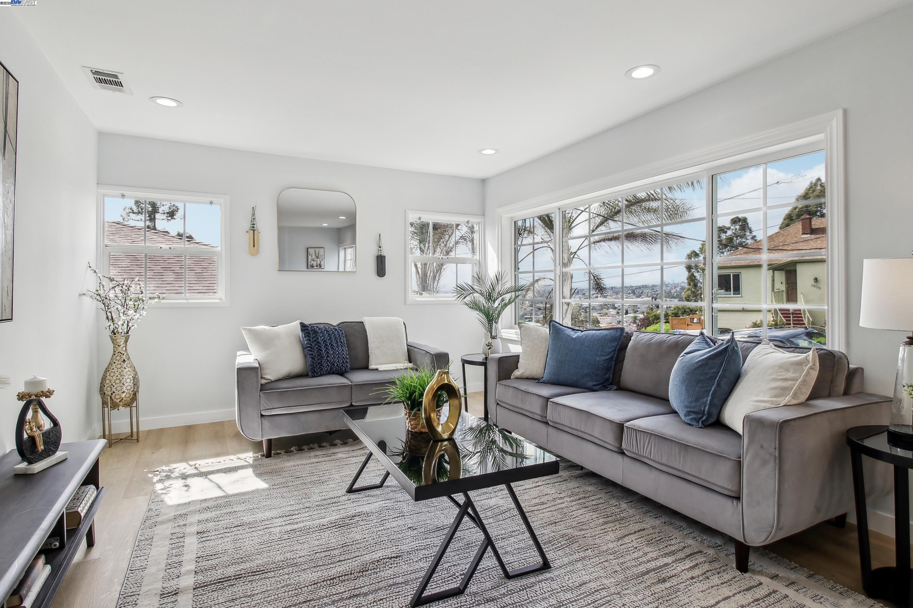Detail Gallery Image 4 of 38 For 3034 Partridge Ave, Oakland,  CA 94605 - 3 Beds | 2 Baths