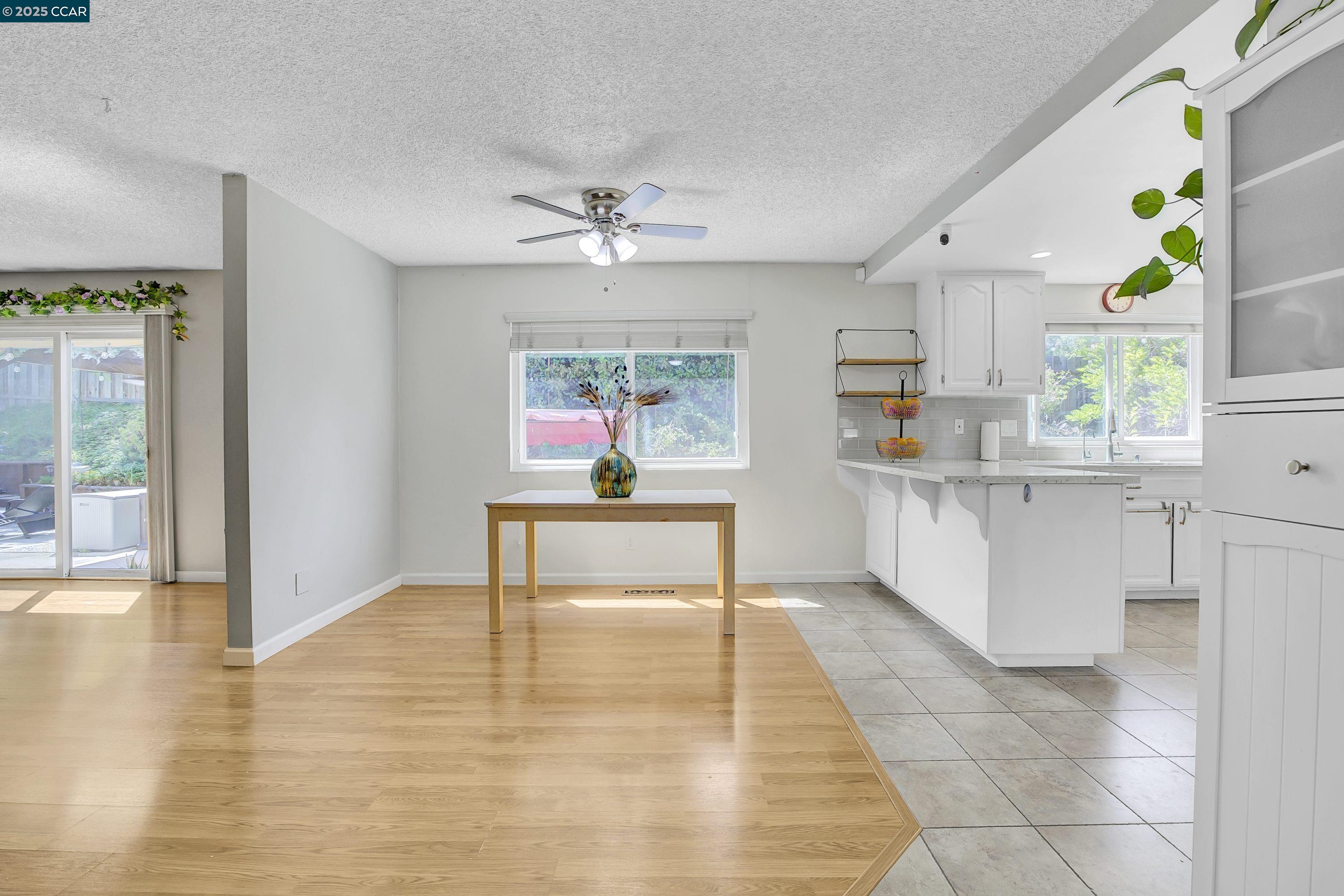 Detail Gallery Image 12 of 44 For 1112 Cardiff Ct, Antioch,  CA 94509 - 4 Beds | 2/1 Baths