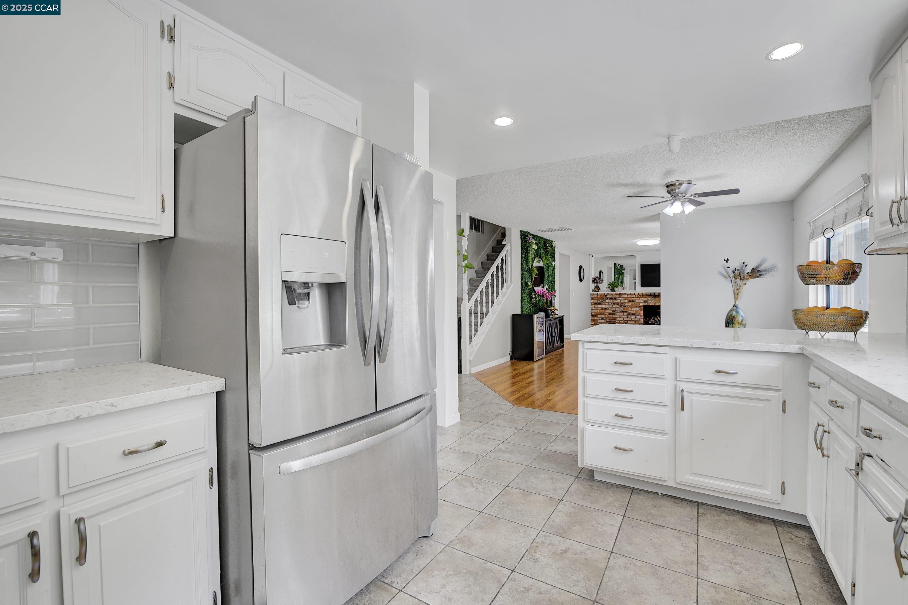 Detail Gallery Image 16 of 44 For 1112 Cardiff Ct, Antioch,  CA 94509 - 4 Beds | 2/1 Baths