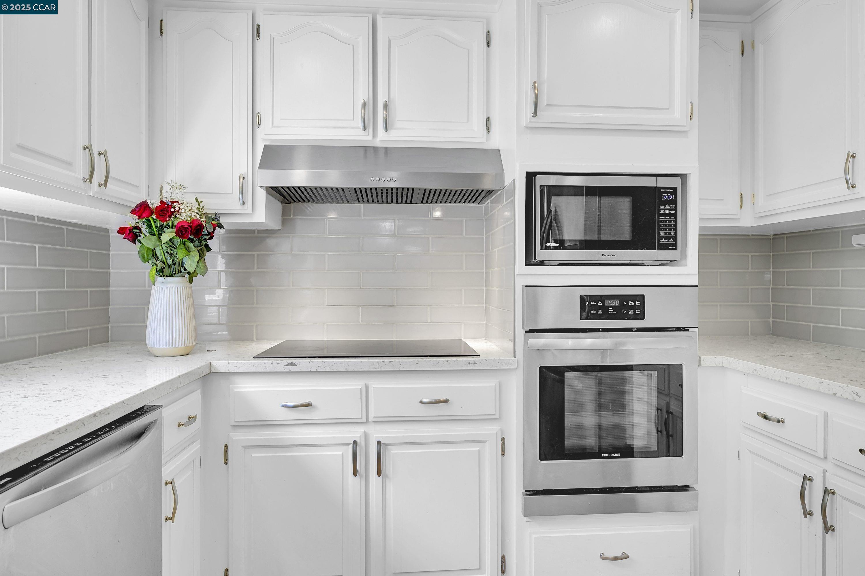 Detail Gallery Image 18 of 44 For 1112 Cardiff Ct, Antioch,  CA 94509 - 4 Beds | 2/1 Baths