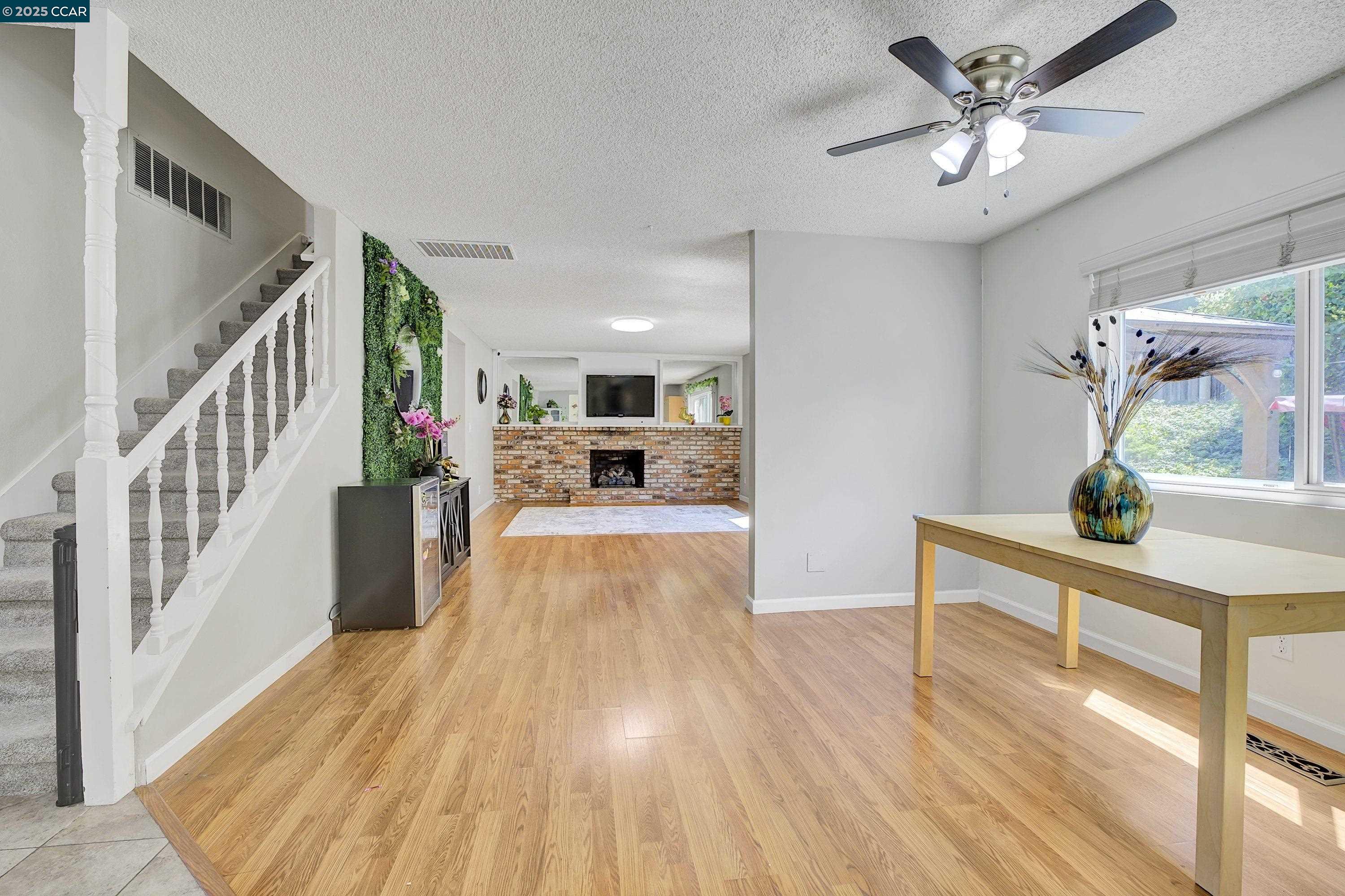 Detail Gallery Image 19 of 44 For 1112 Cardiff Ct, Antioch,  CA 94509 - 4 Beds | 2/1 Baths