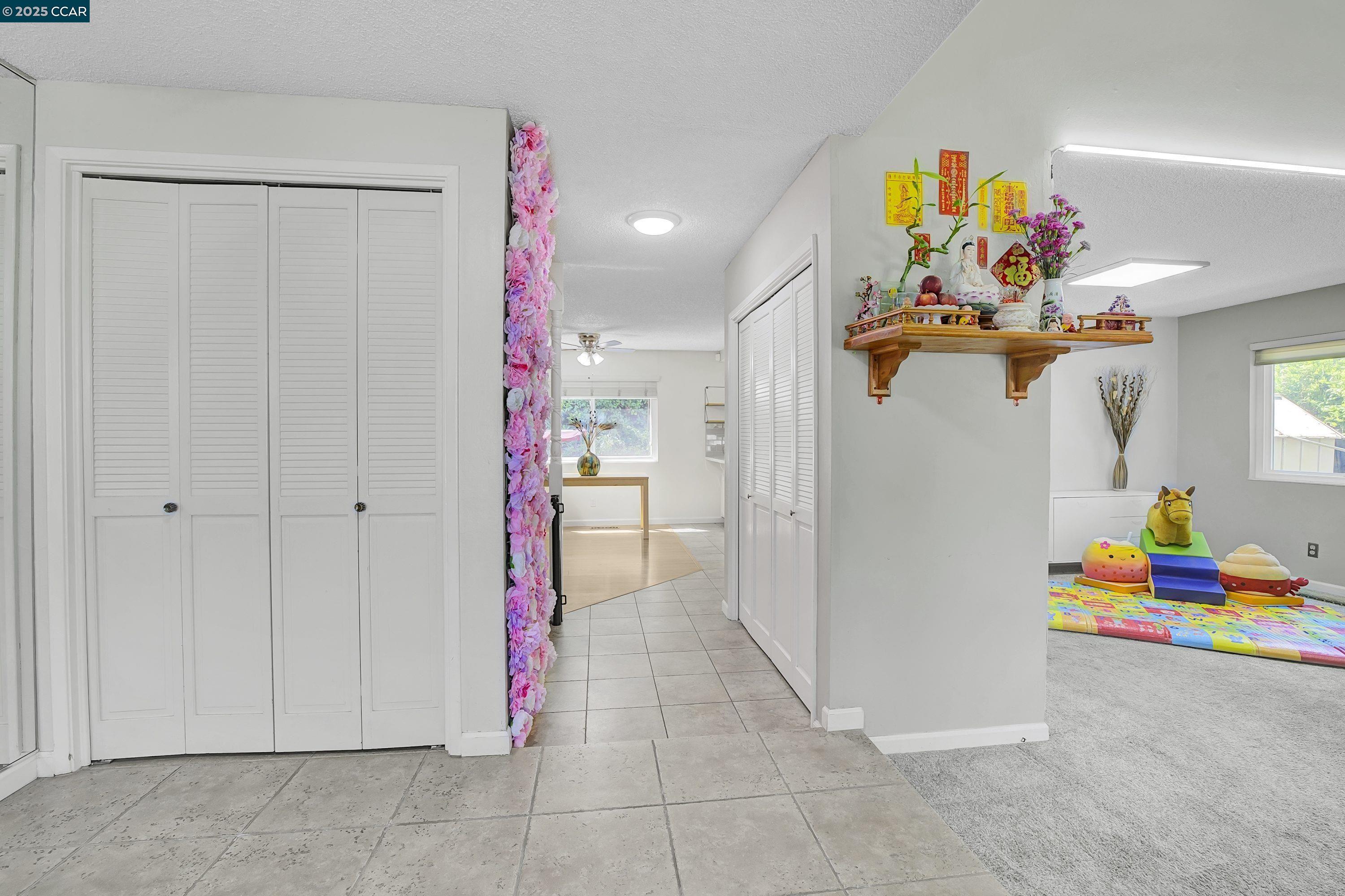 Detail Gallery Image 5 of 44 For 1112 Cardiff Ct, Antioch,  CA 94509 - 4 Beds | 2/1 Baths
