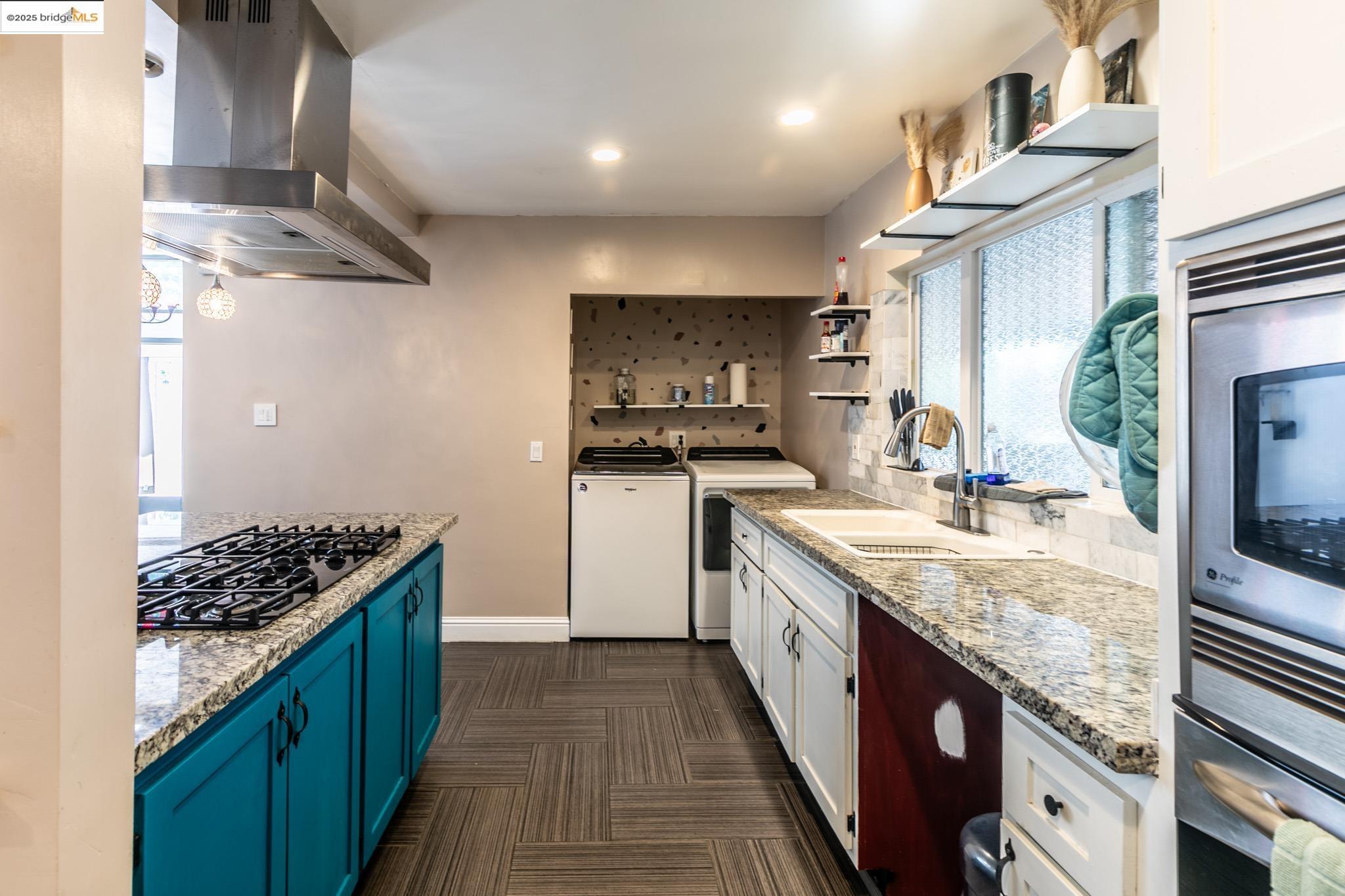 Detail Gallery Image 9 of 36 For 409 Johnson St, Modesto,  CA 95354 - 3 Beds | 2 Baths