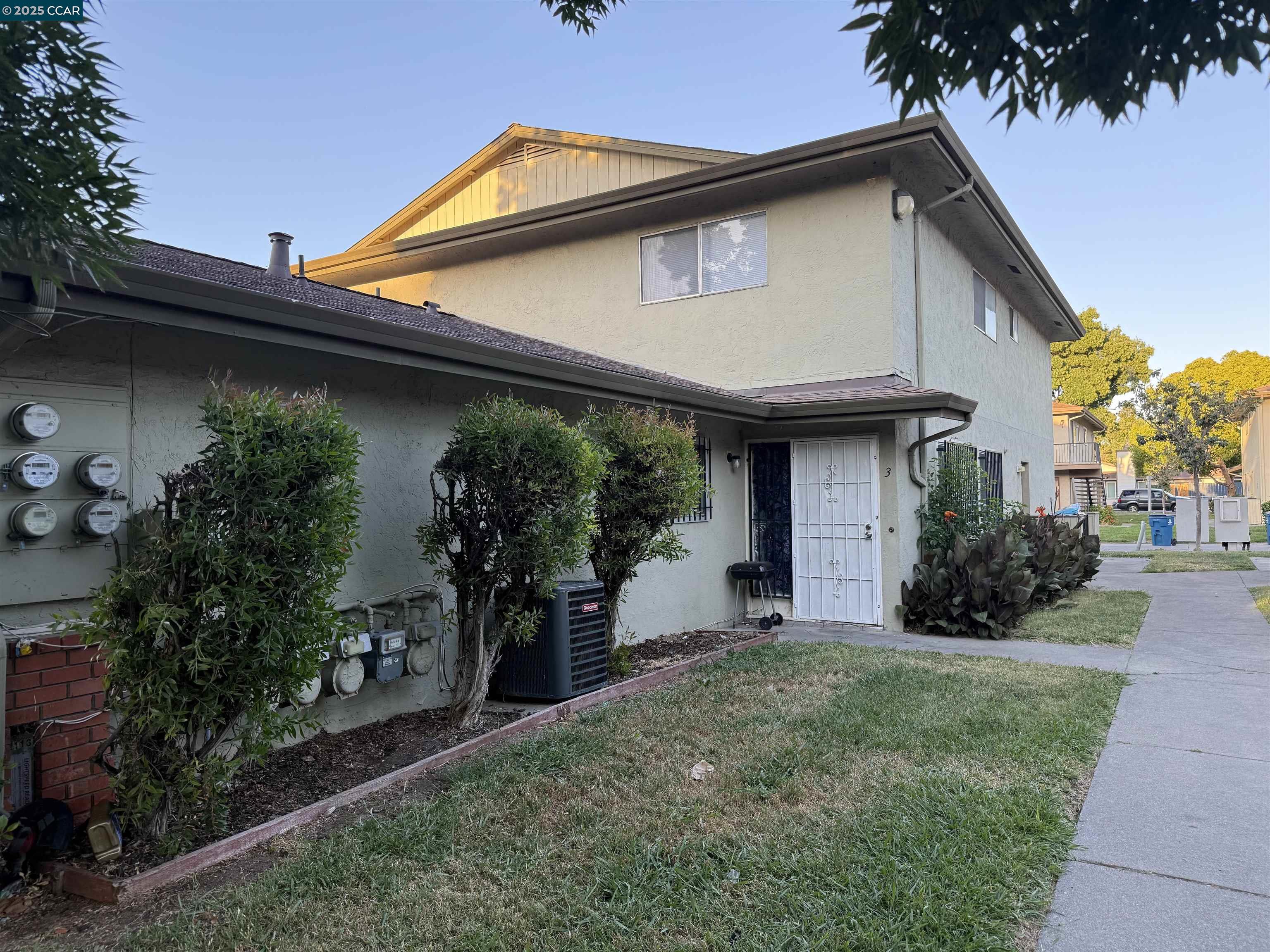 MLS: 41098388 Condo For Sale