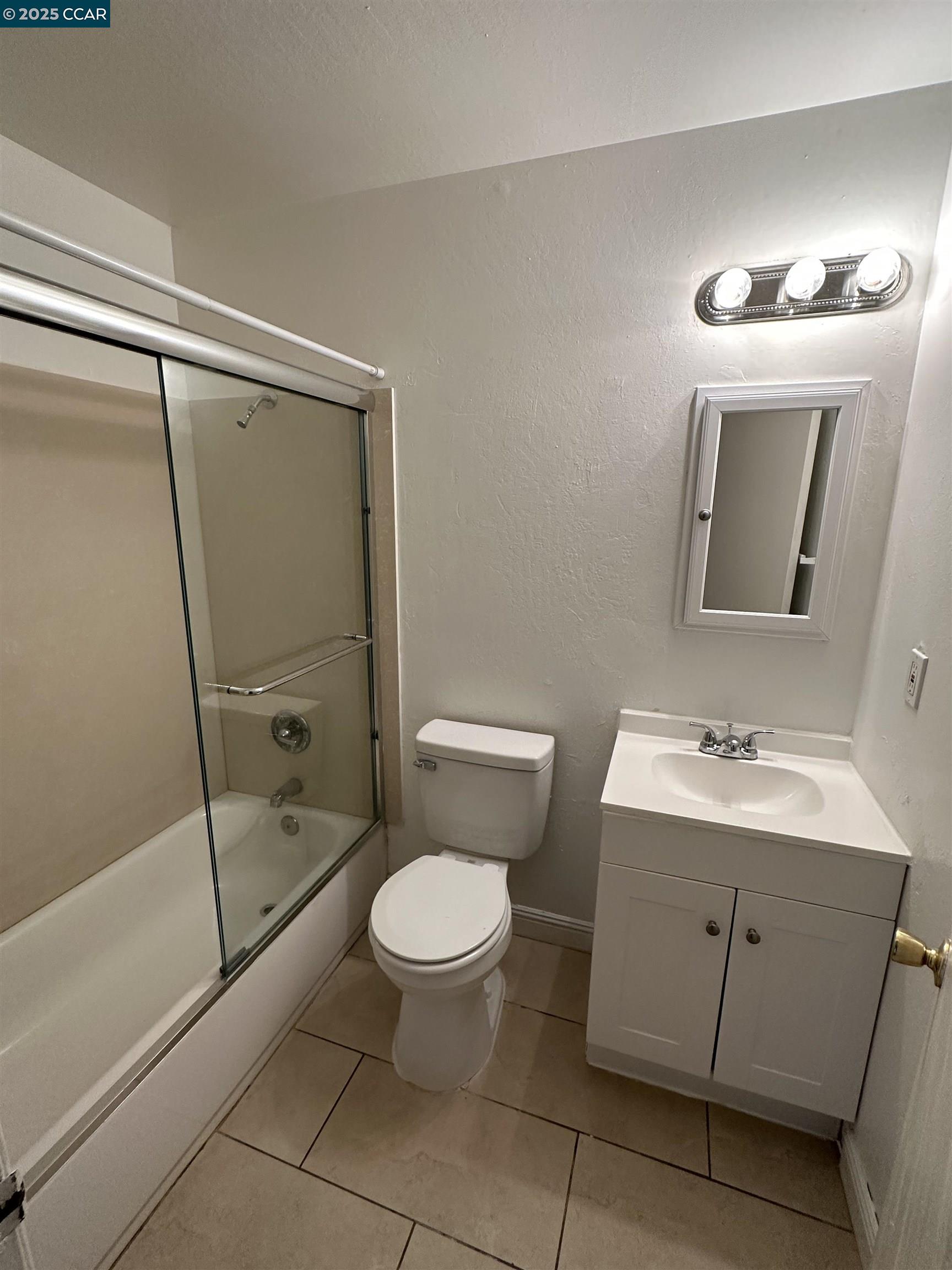 Photo #8: 41098388 Listing: Photo #8