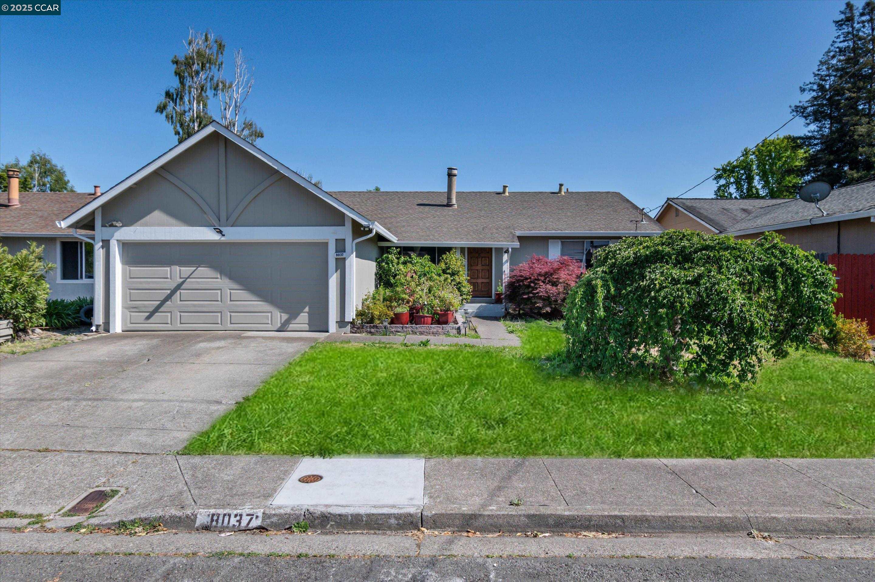 Detail Gallery Image 1 of 1 For 8037 Santa Barbara Dr, Rohnert Park,  CA 94928 - 3 Beds | 2 Baths