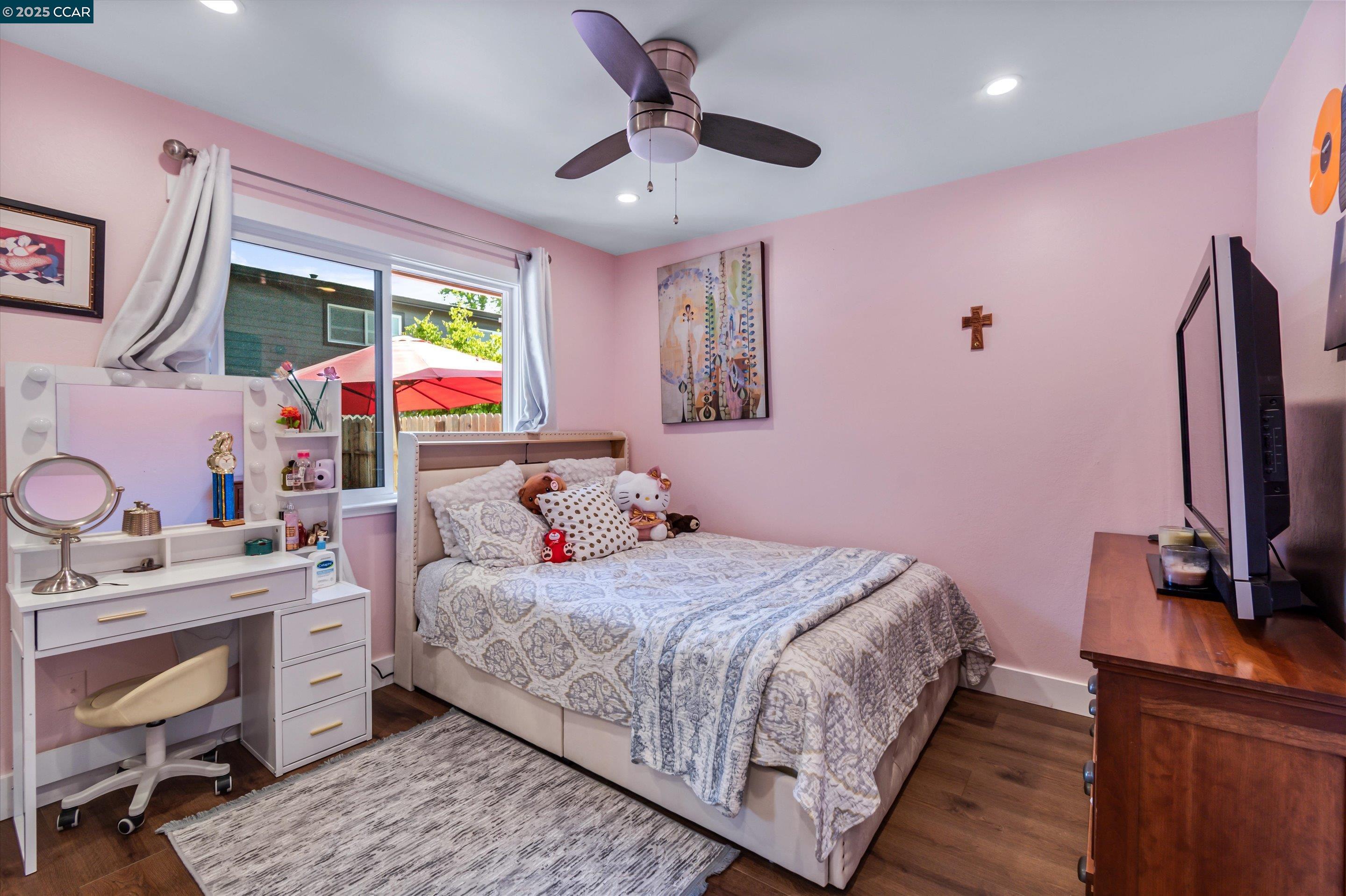 Detail Gallery Image 16 of 22 For 8037 Santa Barbara Dr, Rohnert Park,  CA 94928 - 3 Beds | 2 Baths