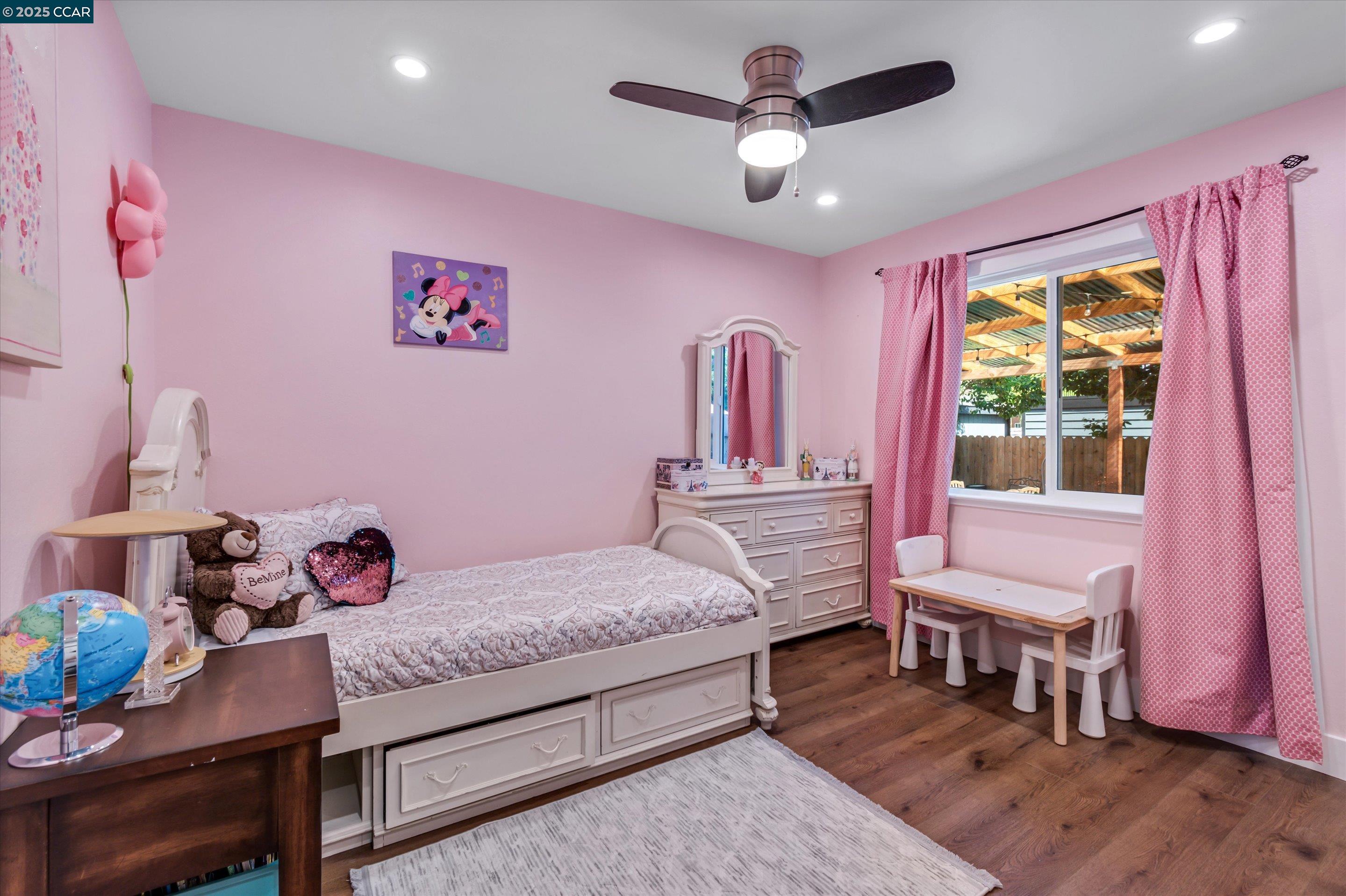 Detail Gallery Image 19 of 22 For 8037 Santa Barbara Dr, Rohnert Park,  CA 94928 - 3 Beds | 2 Baths