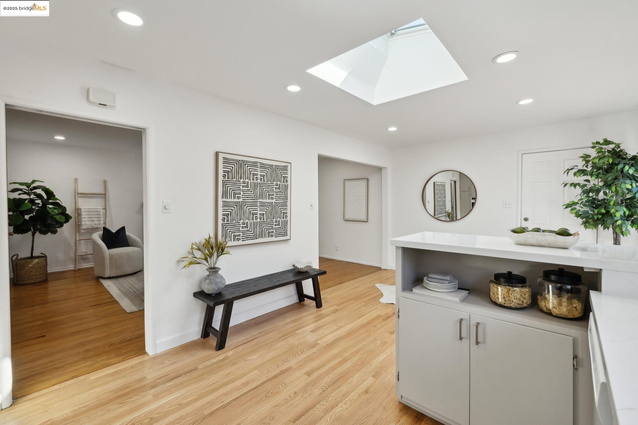 Detail Gallery Image 12 of 34 For 6251 Highland Ave, Richmond,  CA 94805 - 3 Beds | 2 Baths