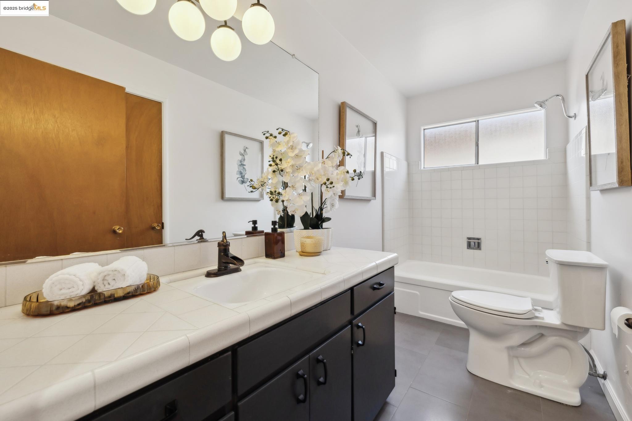 Detail Gallery Image 15 of 34 For 6251 Highland Ave, Richmond,  CA 94805 - 3 Beds | 2 Baths