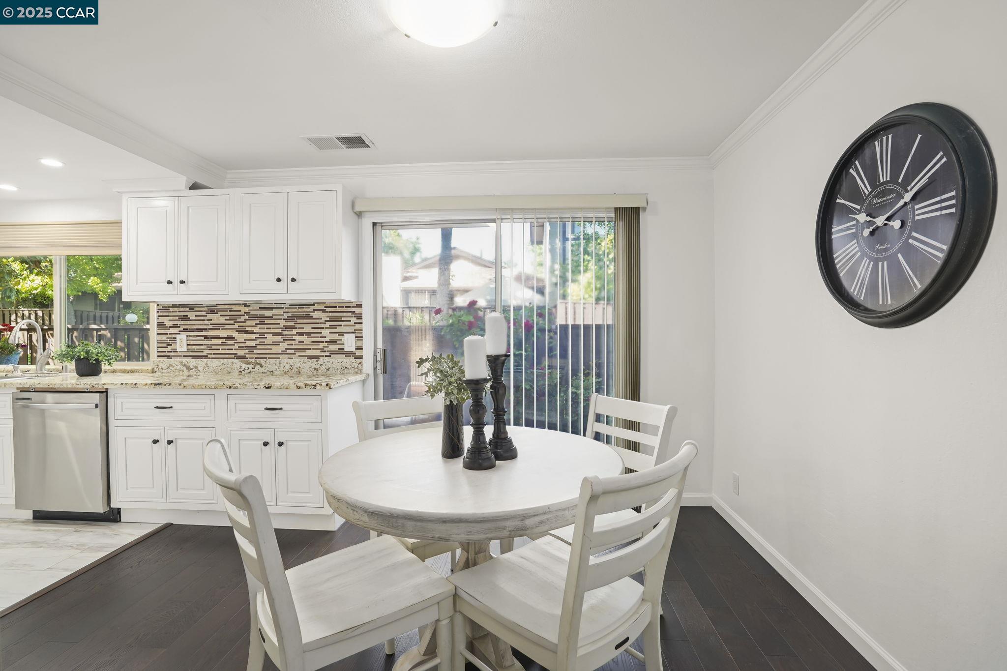 Photo #12: 41098395 Listing: Photo #12