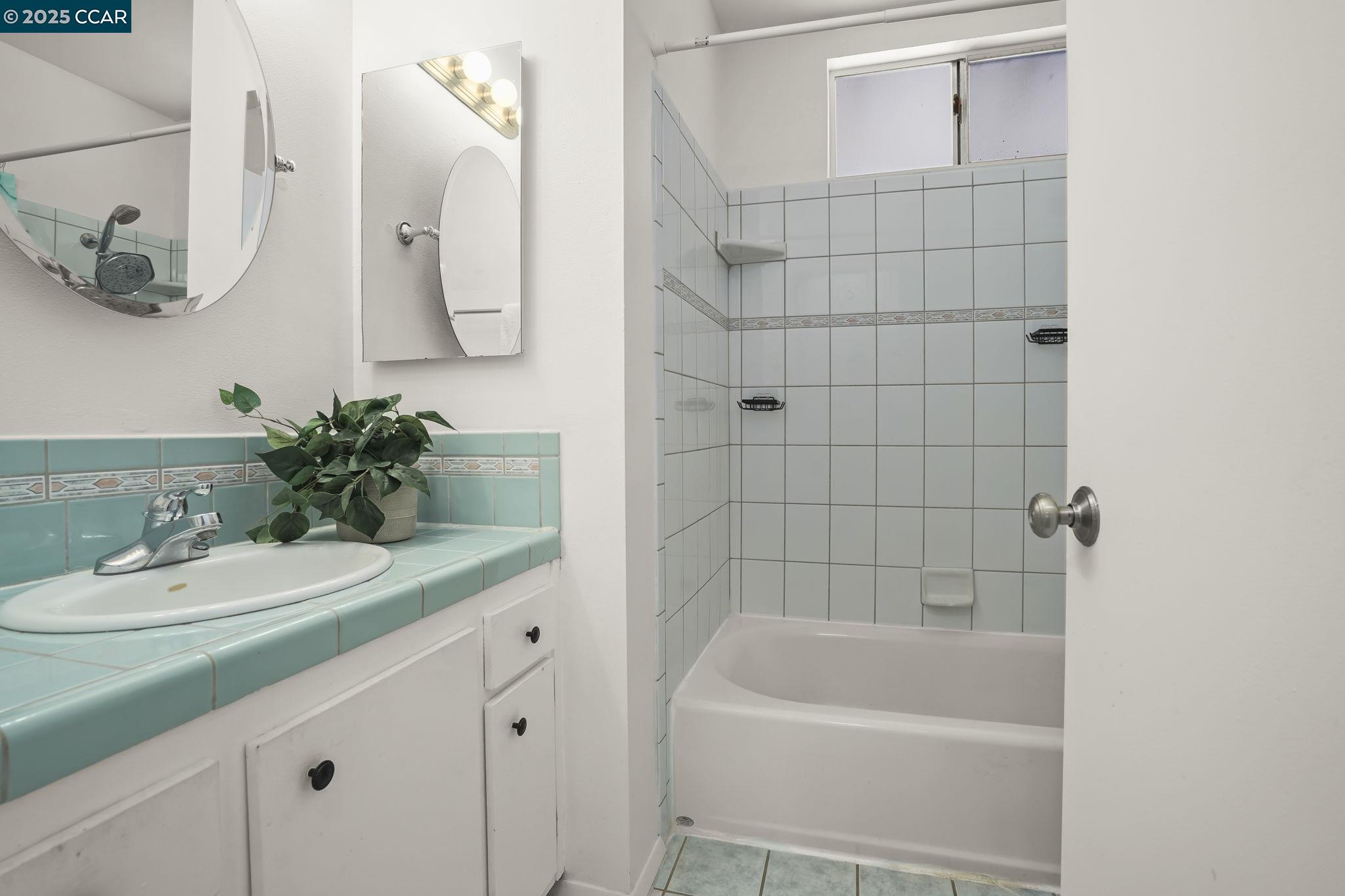 Photo #21: 41098395 Listing: Photo #21