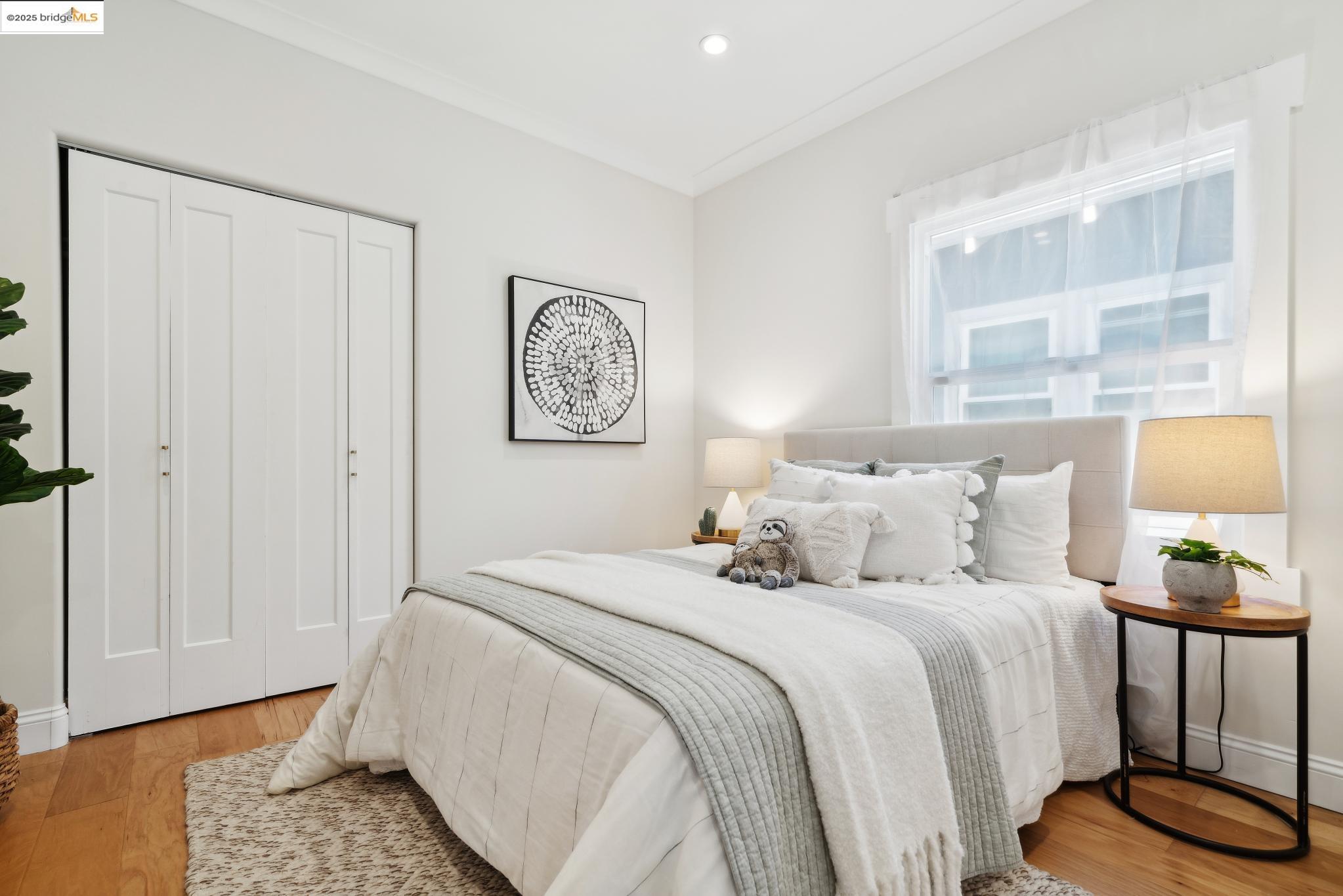 Detail Gallery Image 22 of 56 For 1412 Alcatraz Ave, Berkeley,  CA 94702 - 3 Beds | 2 Baths